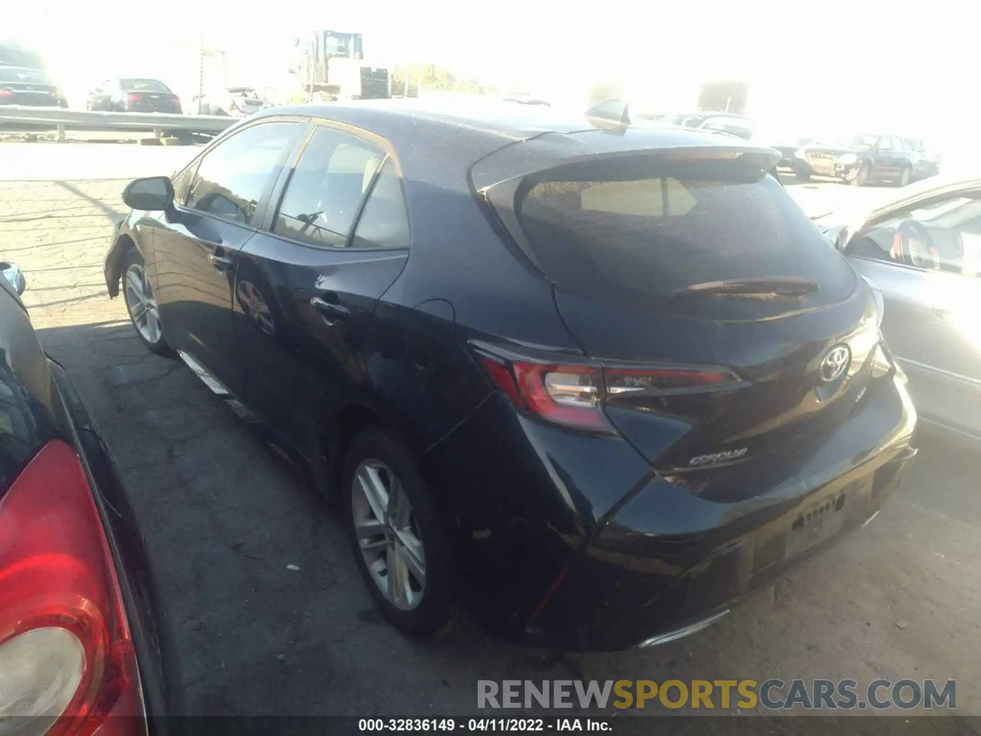 3 Photograph of a damaged car JTNK4RBE3K3034991 TOYOTA COROLLA HATCHBACK 2019