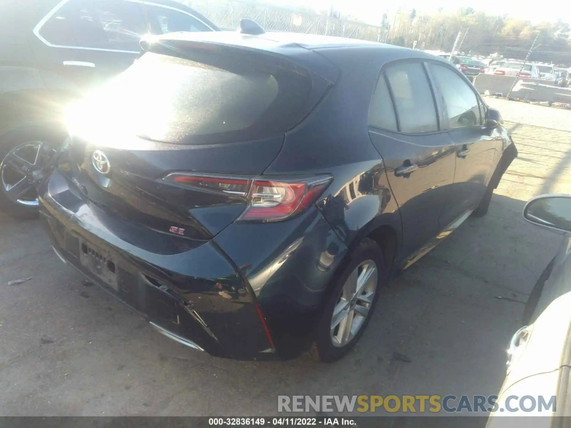 4 Photograph of a damaged car JTNK4RBE3K3034991 TOYOTA COROLLA HATCHBACK 2019