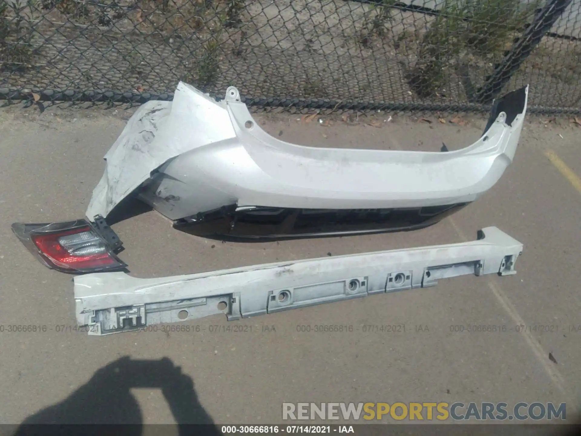 12 Photograph of a damaged car JTNK4RBE3K3050544 TOYOTA COROLLA HATCHBACK 2019