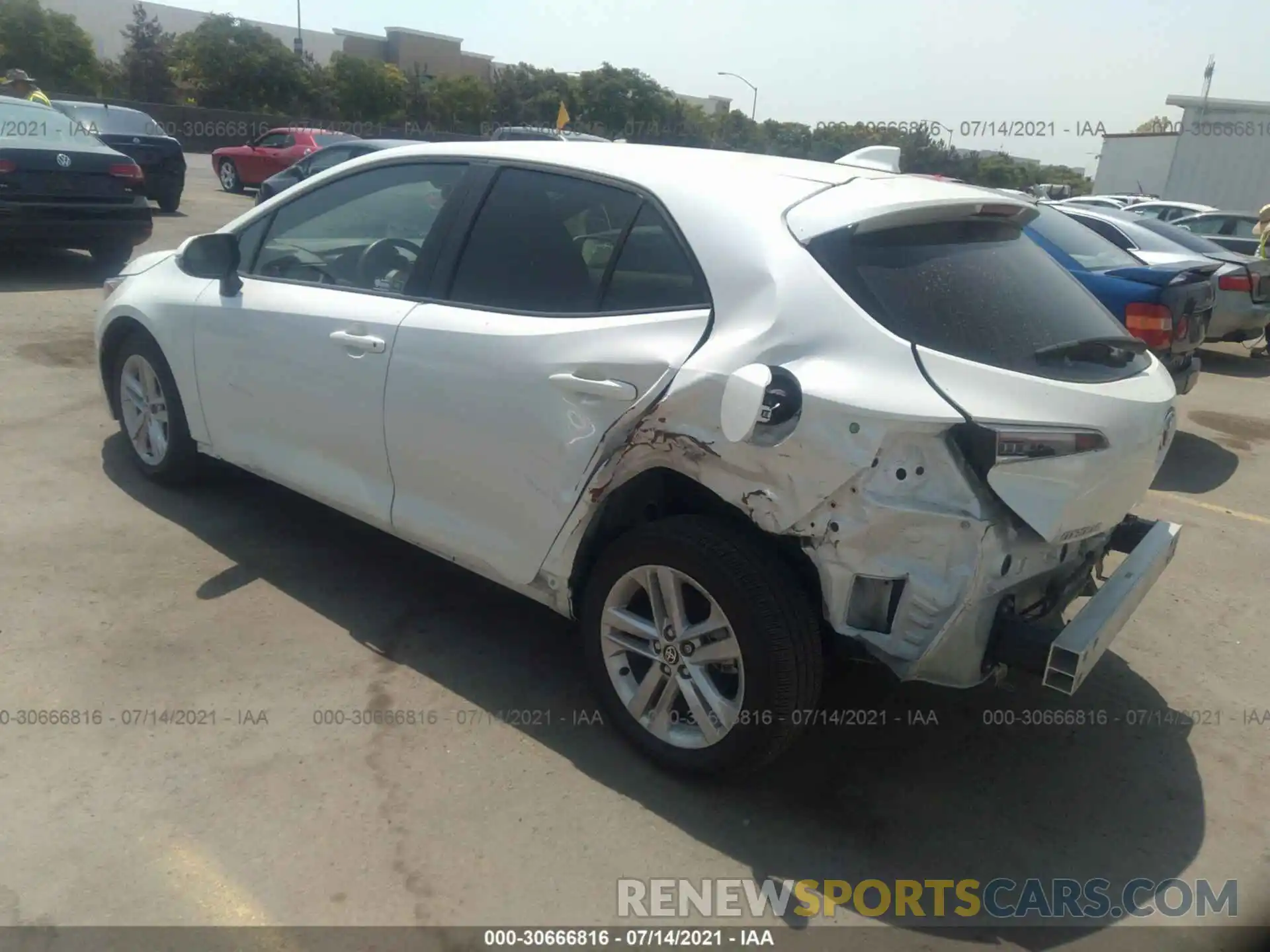 3 Photograph of a damaged car JTNK4RBE3K3050544 TOYOTA COROLLA HATCHBACK 2019