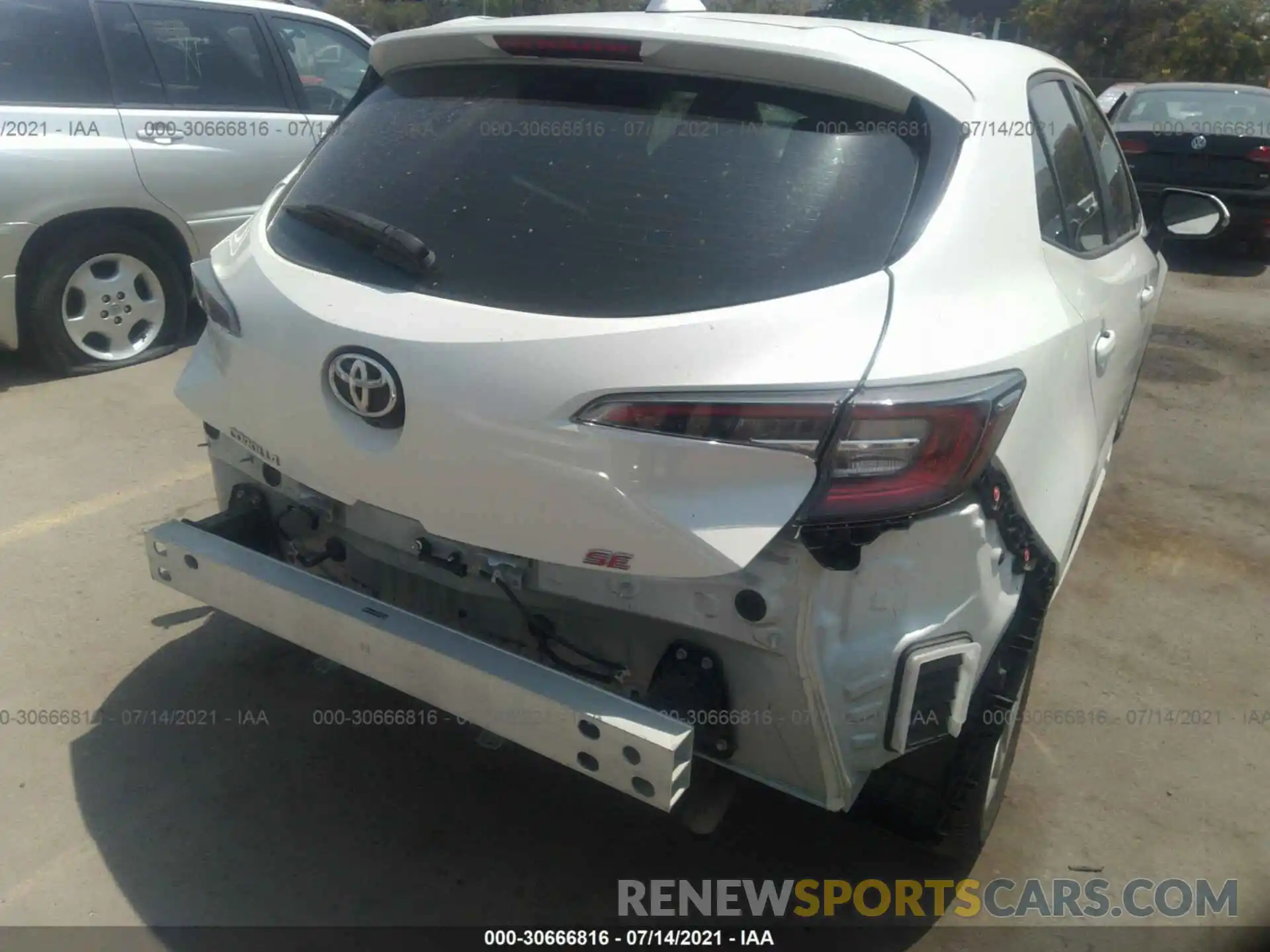 6 Photograph of a damaged car JTNK4RBE3K3050544 TOYOTA COROLLA HATCHBACK 2019