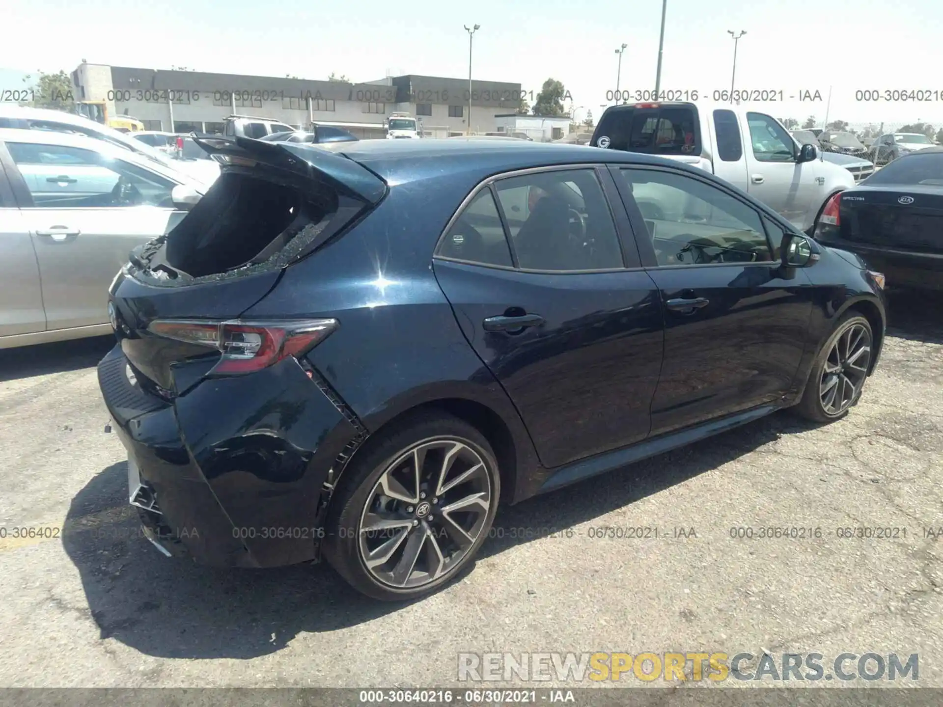 4 Photograph of a damaged car JTNK4RBE3K3054786 TOYOTA COROLLA HATCHBACK 2019