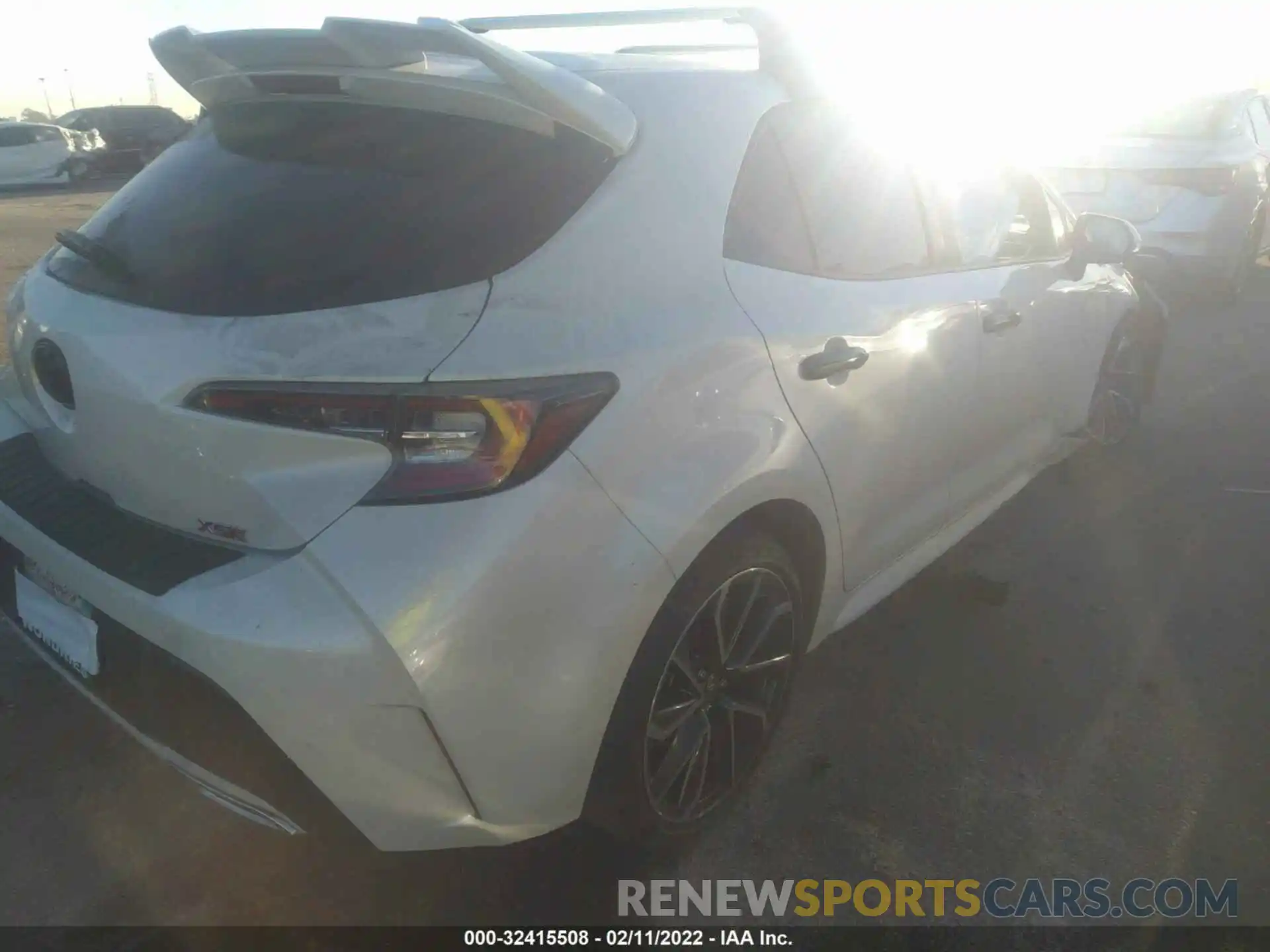 4 Photograph of a damaged car JTNK4RBE3K3063763 TOYOTA COROLLA HATCHBACK 2019