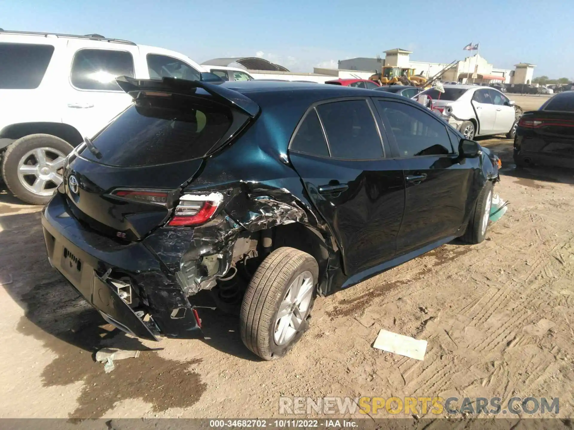 4 Photograph of a damaged car JTNK4RBE3K3072981 TOYOTA COROLLA HATCHBACK 2019