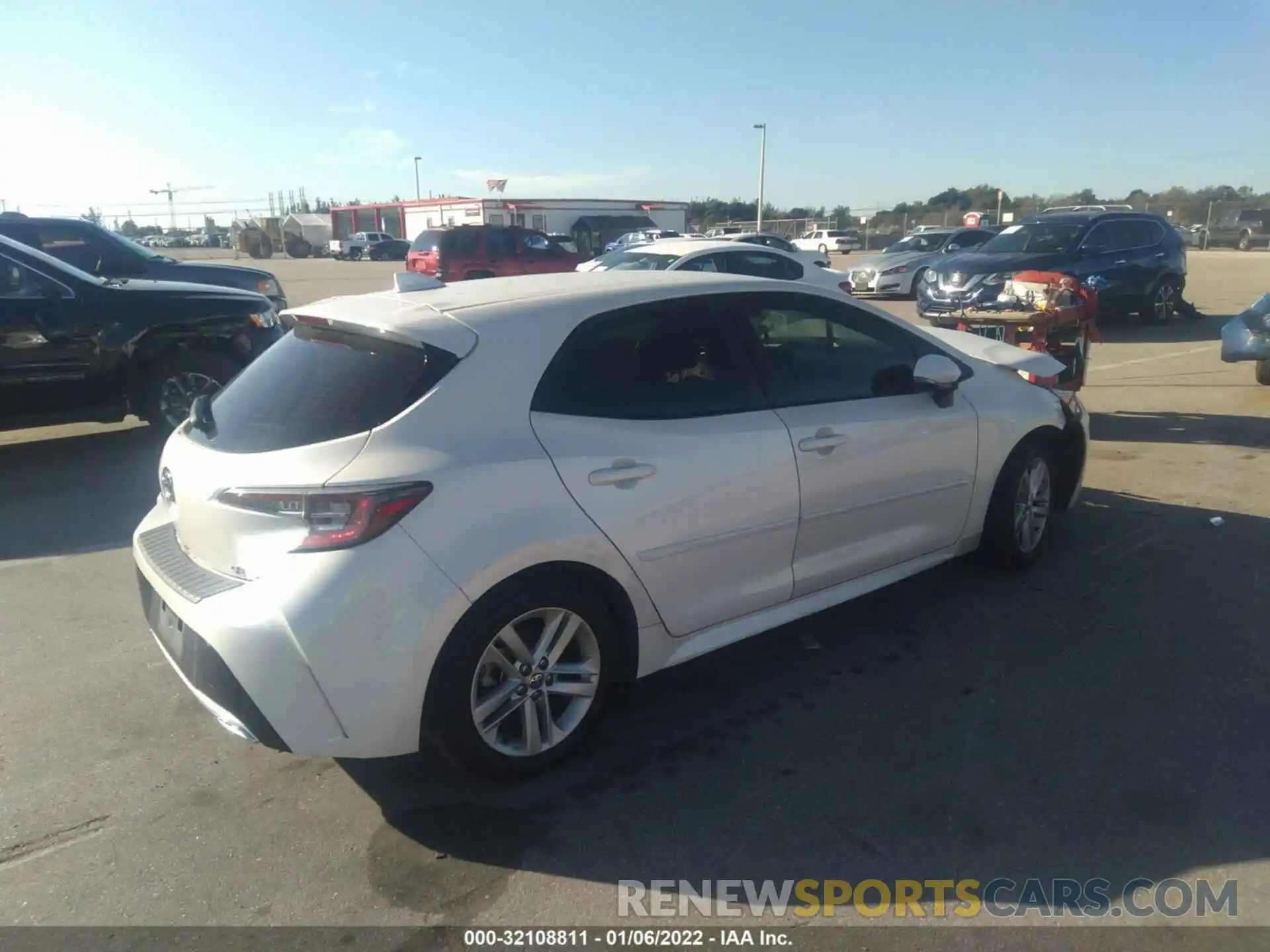 4 Photograph of a damaged car JTNK4RBE4K3002499 TOYOTA COROLLA HATCHBACK 2019