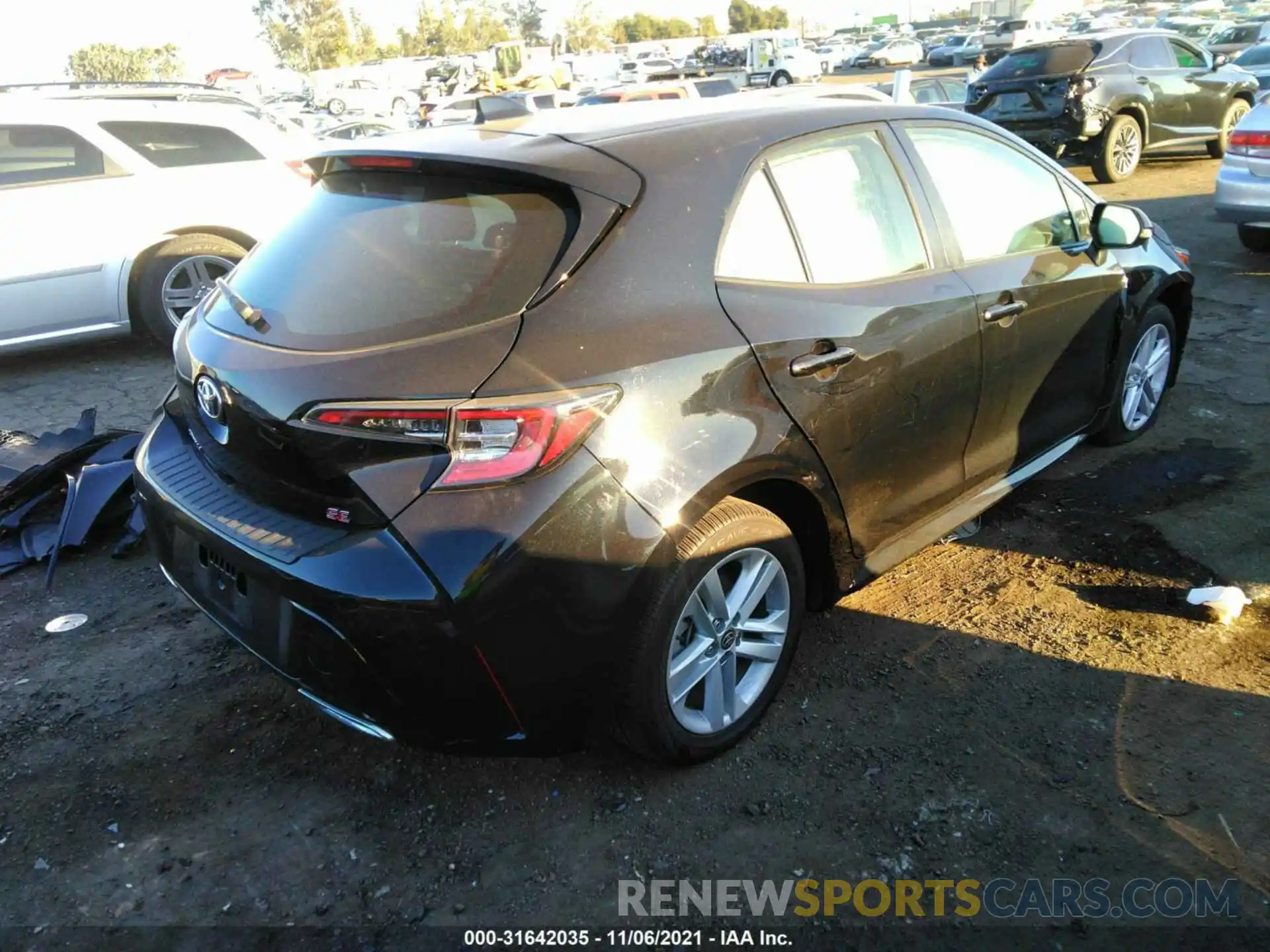 4 Photograph of a damaged car JTNK4RBE4K3029878 TOYOTA COROLLA HATCHBACK 2019