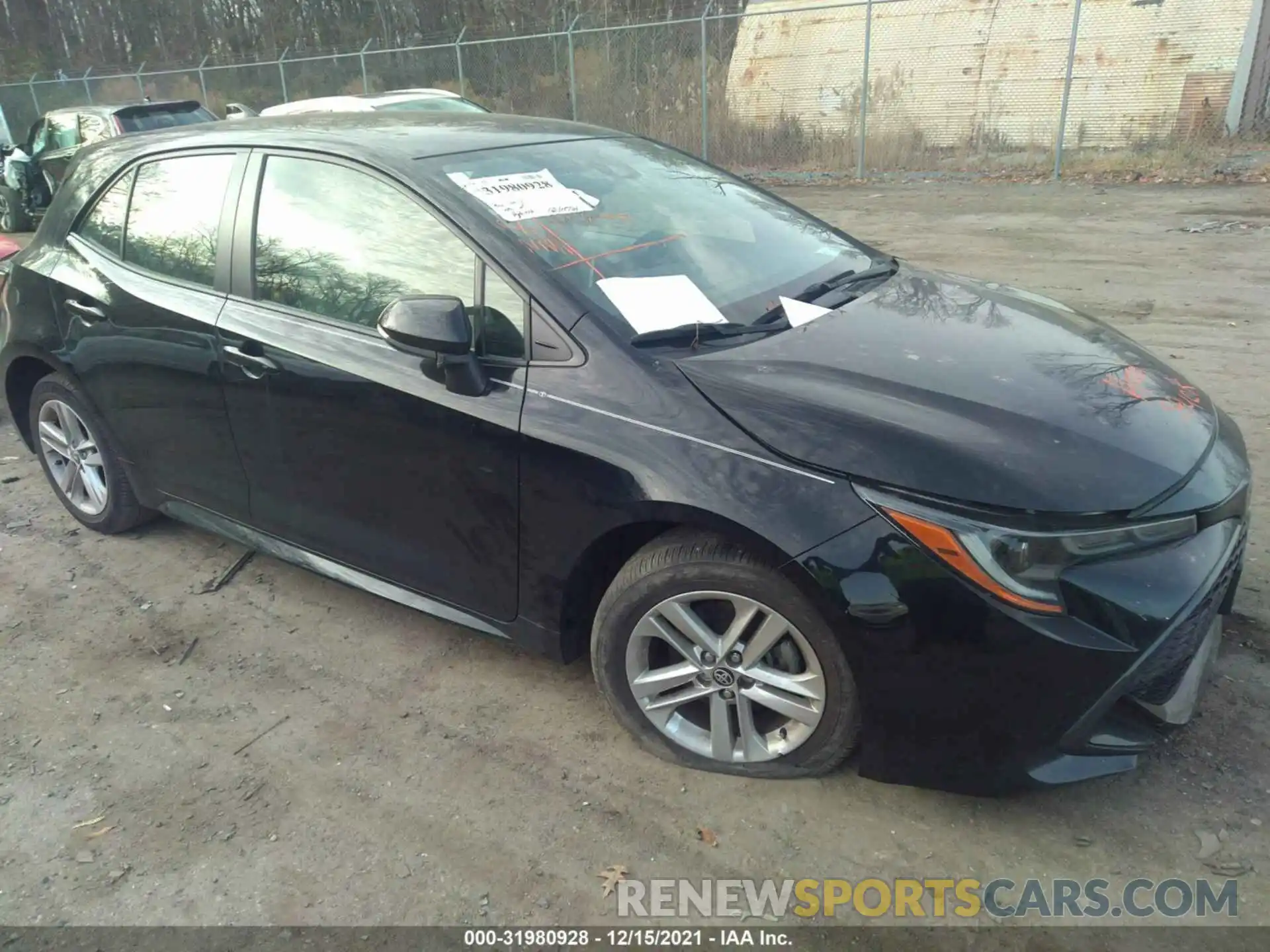 1 Photograph of a damaged car JTNK4RBE4K3035633 TOYOTA COROLLA HATCHBACK 2019