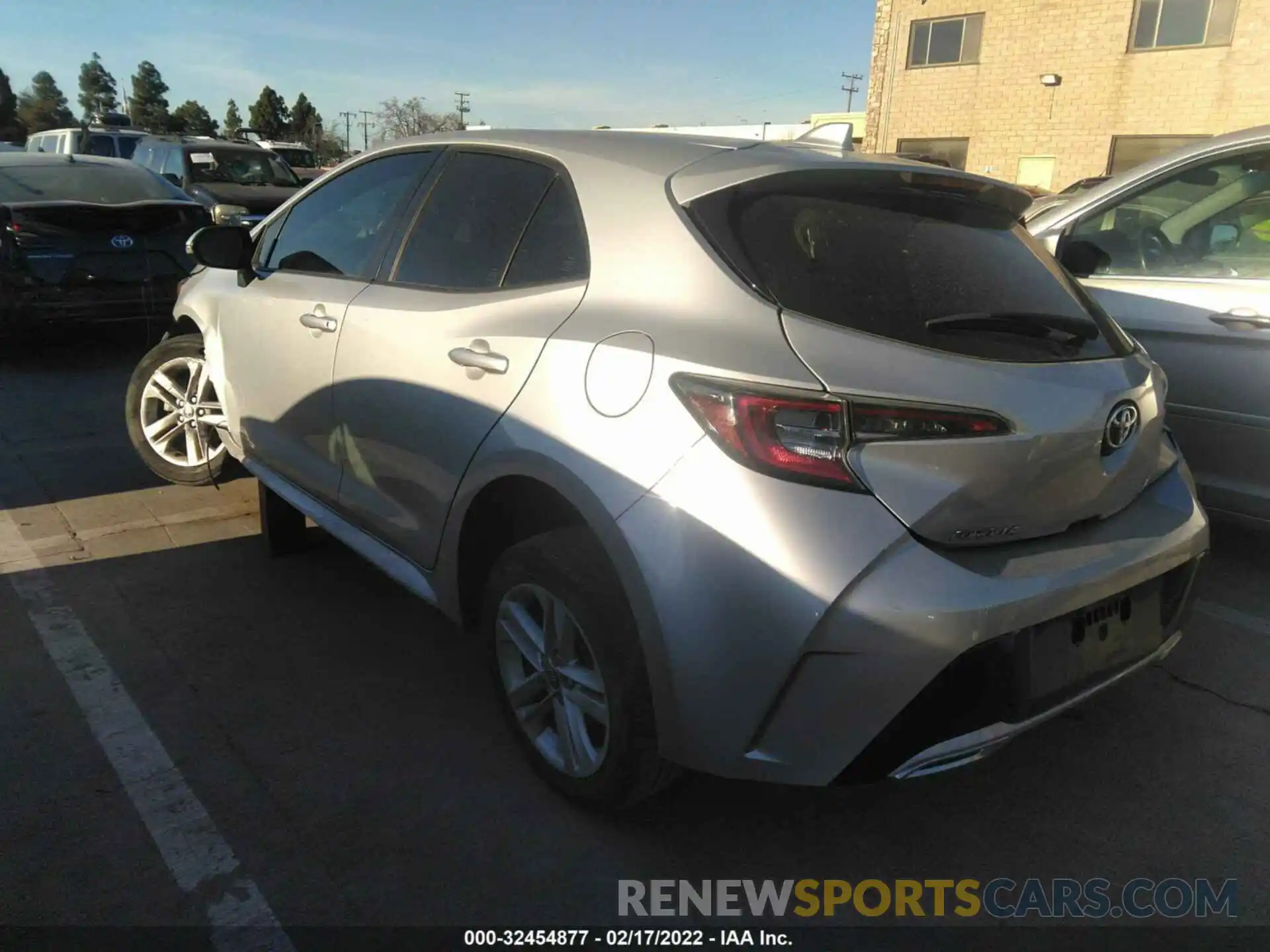 3 Photograph of a damaged car JTNK4RBE4K3047183 TOYOTA COROLLA HATCHBACK 2019