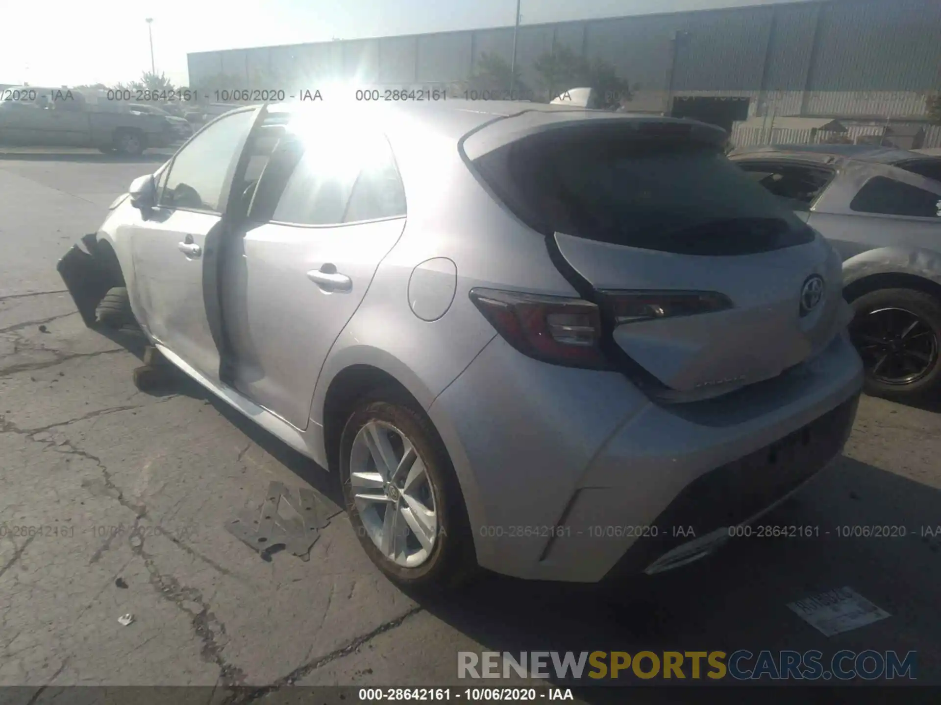 3 Photograph of a damaged car JTNK4RBE4K3060404 TOYOTA COROLLA HATCHBACK 2019