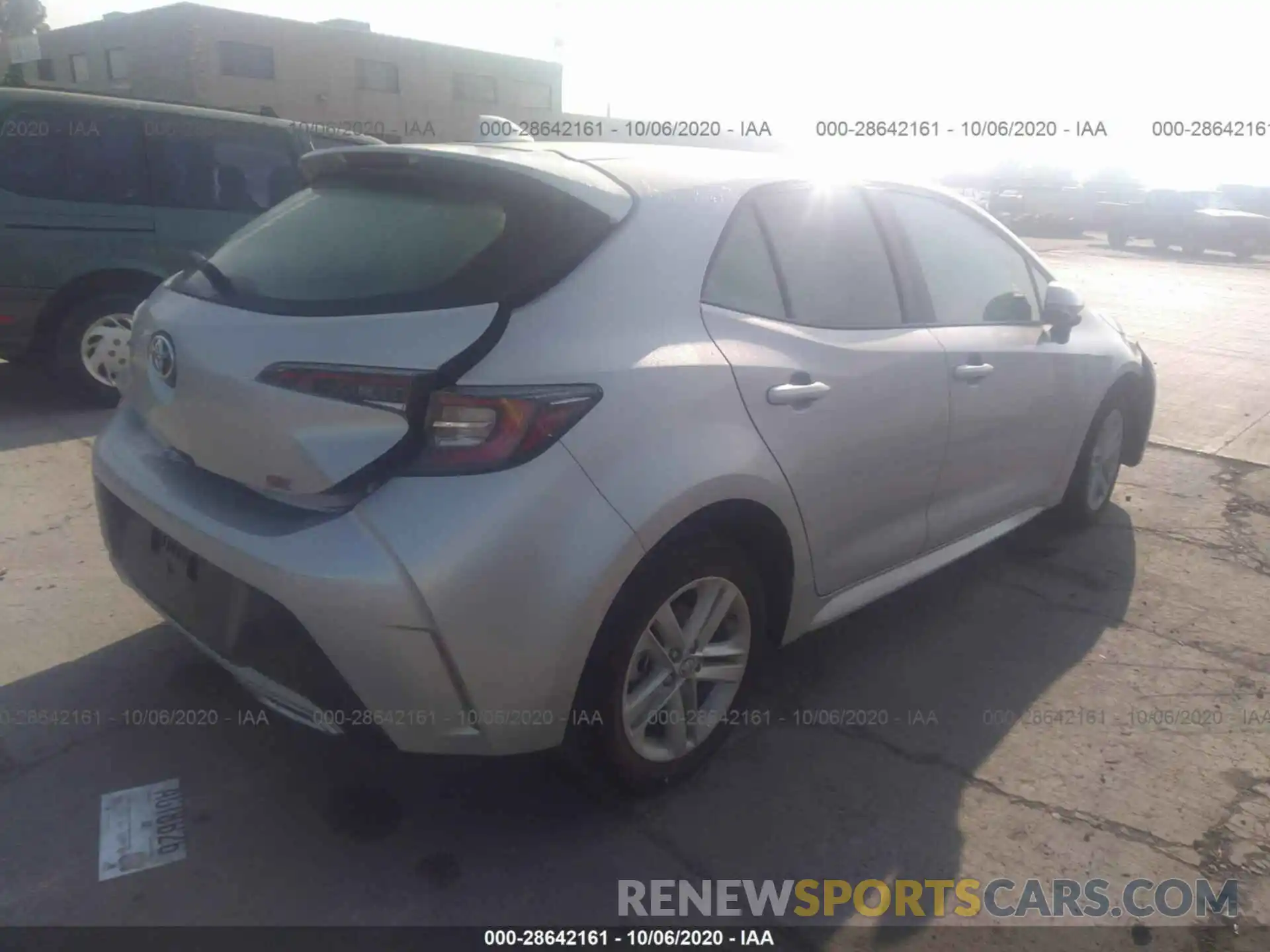 4 Photograph of a damaged car JTNK4RBE4K3060404 TOYOTA COROLLA HATCHBACK 2019