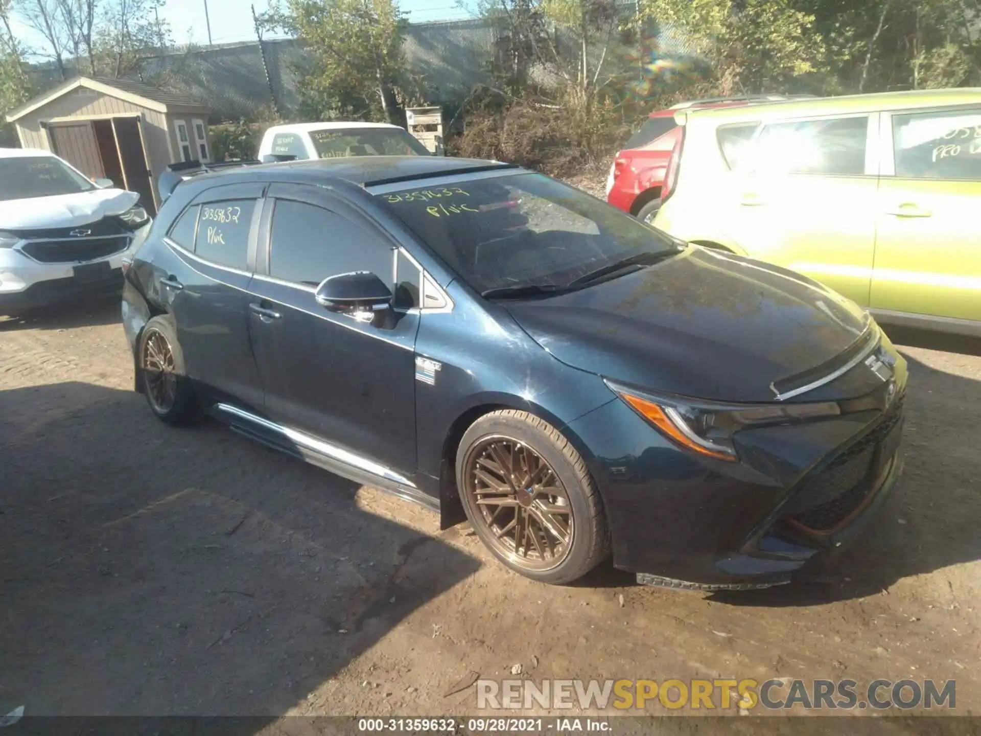 1 Photograph of a damaged car JTNK4RBE4K3063688 TOYOTA COROLLA HATCHBACK 2019