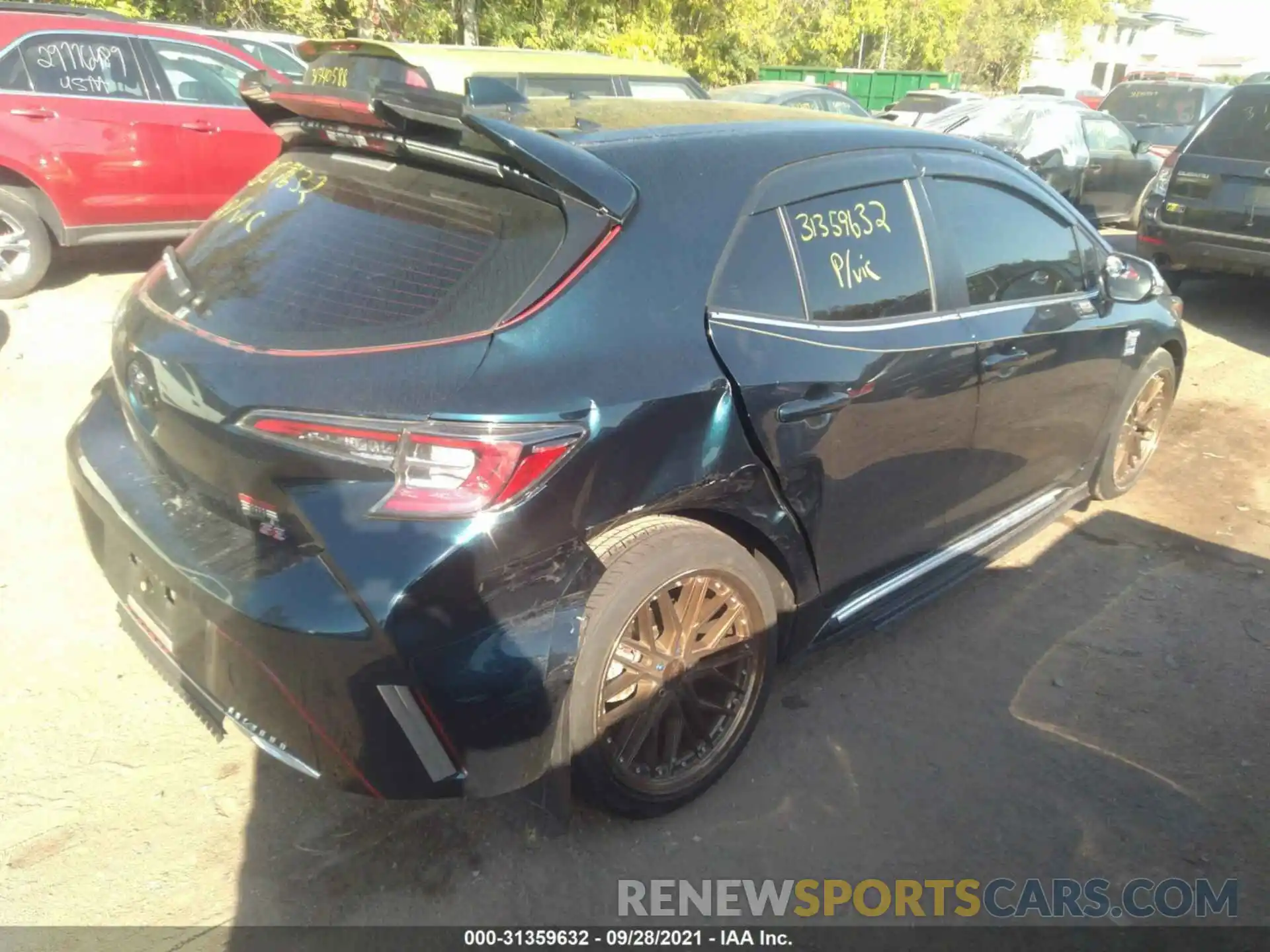 4 Photograph of a damaged car JTNK4RBE4K3063688 TOYOTA COROLLA HATCHBACK 2019