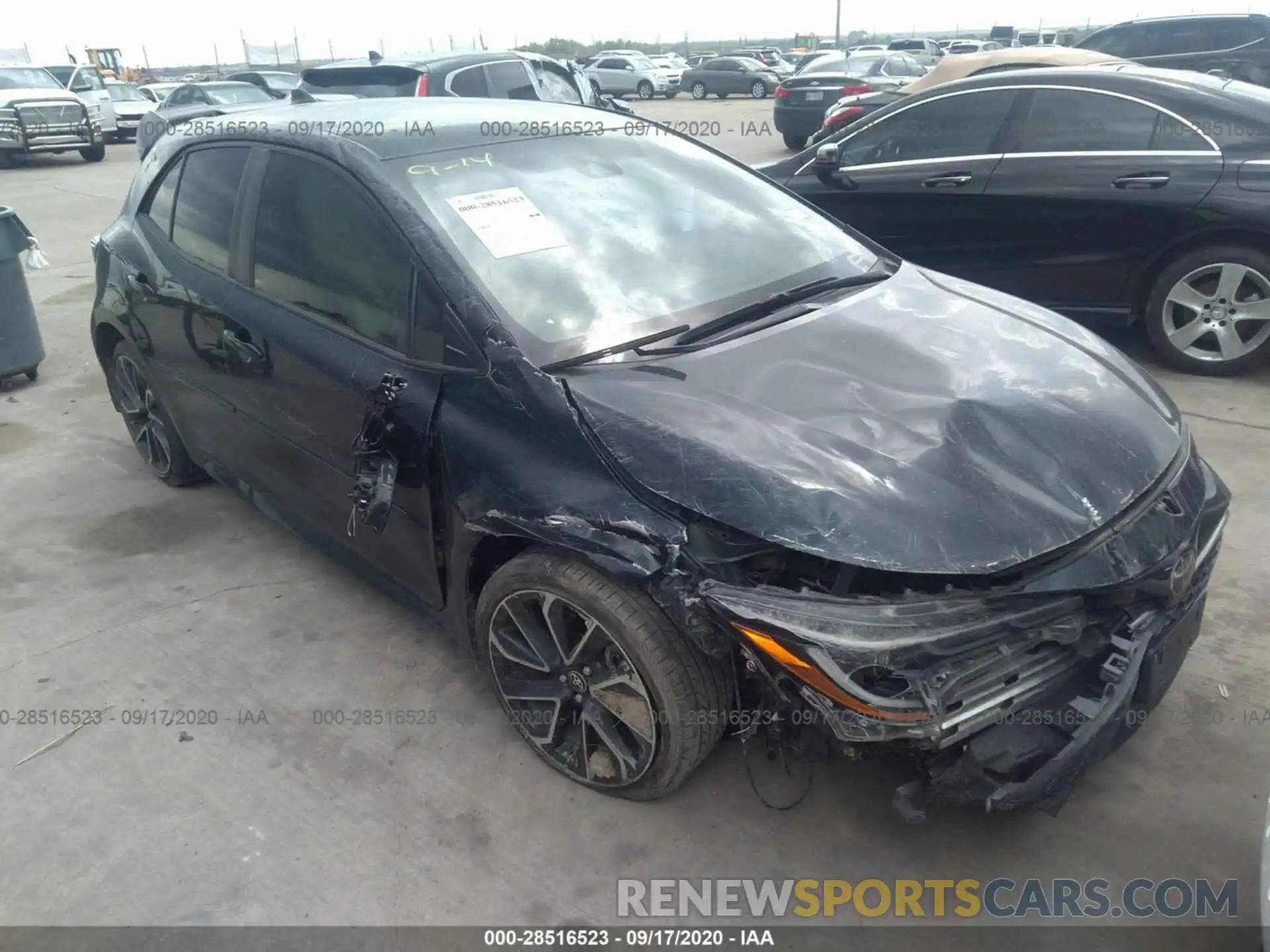 1 Photograph of a damaged car JTNK4RBE5K3003743 TOYOTA COROLLA HATCHBACK 2019