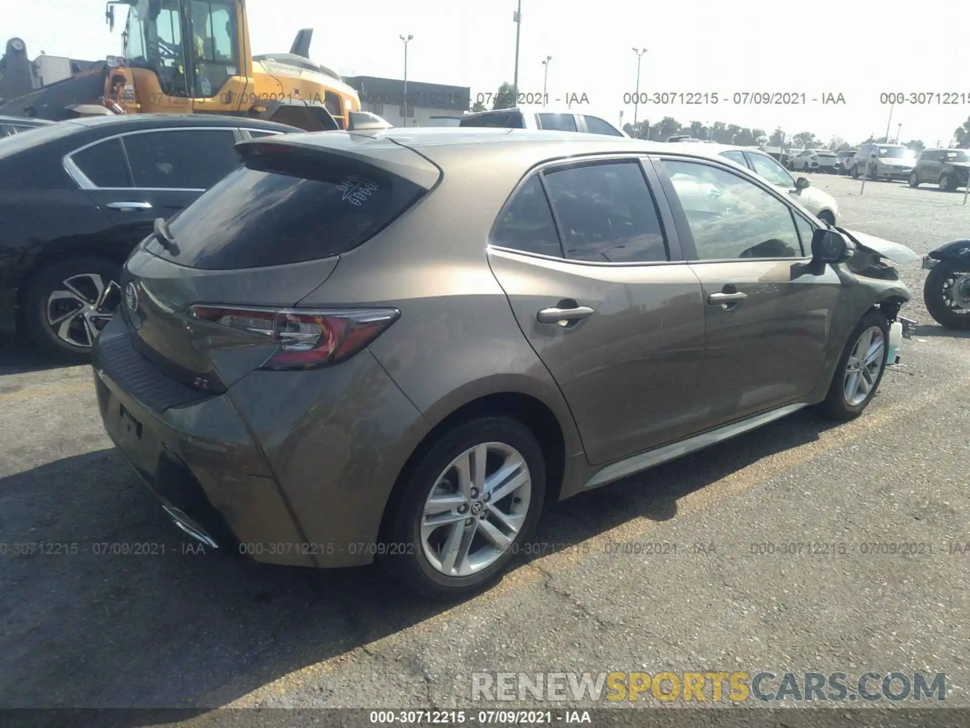 4 Photograph of a damaged car JTNK4RBE5K3004777 TOYOTA COROLLA HATCHBACK 2019