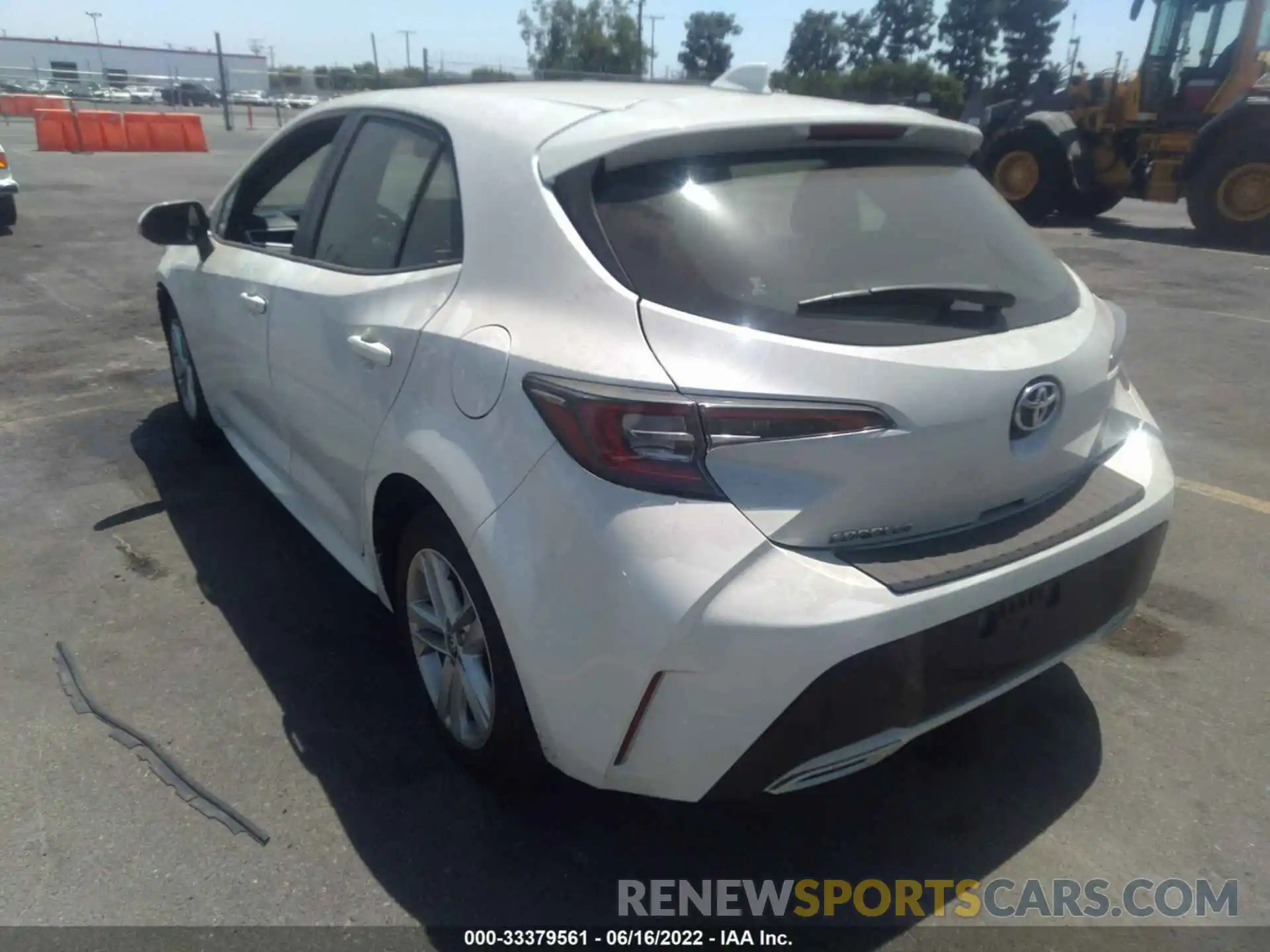 3 Photograph of a damaged car JTNK4RBE5K3042896 TOYOTA COROLLA HATCHBACK 2019