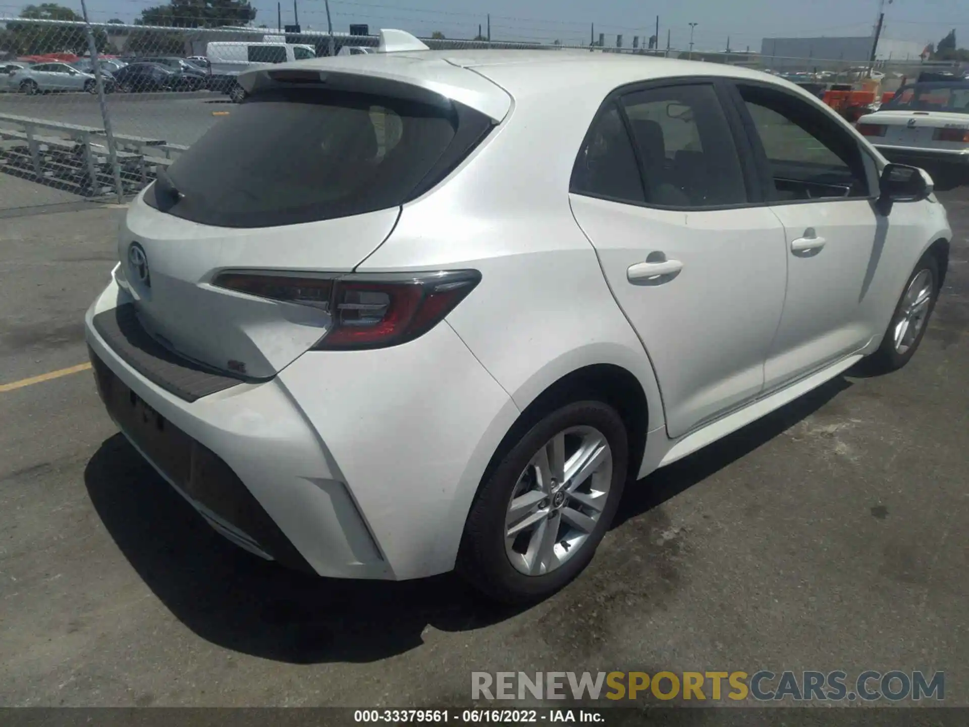 4 Photograph of a damaged car JTNK4RBE5K3042896 TOYOTA COROLLA HATCHBACK 2019