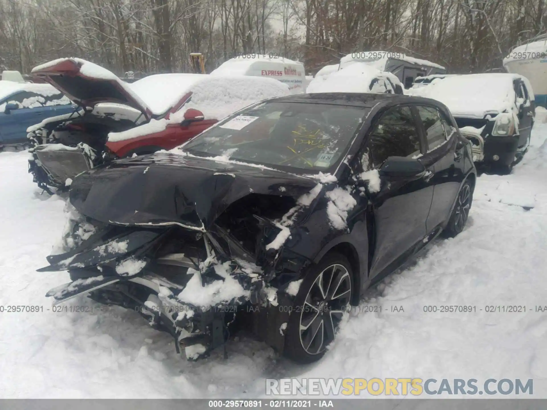 2 Фотография поврежденного автомобиля JTNK4RBE5K3044499 TOYOTA COROLLA HATCHBACK 2019