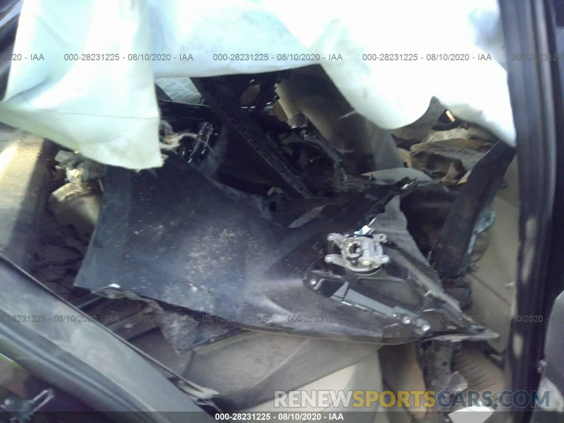 8 Photograph of a damaged car JTNK4RBE5K3045927 TOYOTA COROLLA HATCHBACK 2019