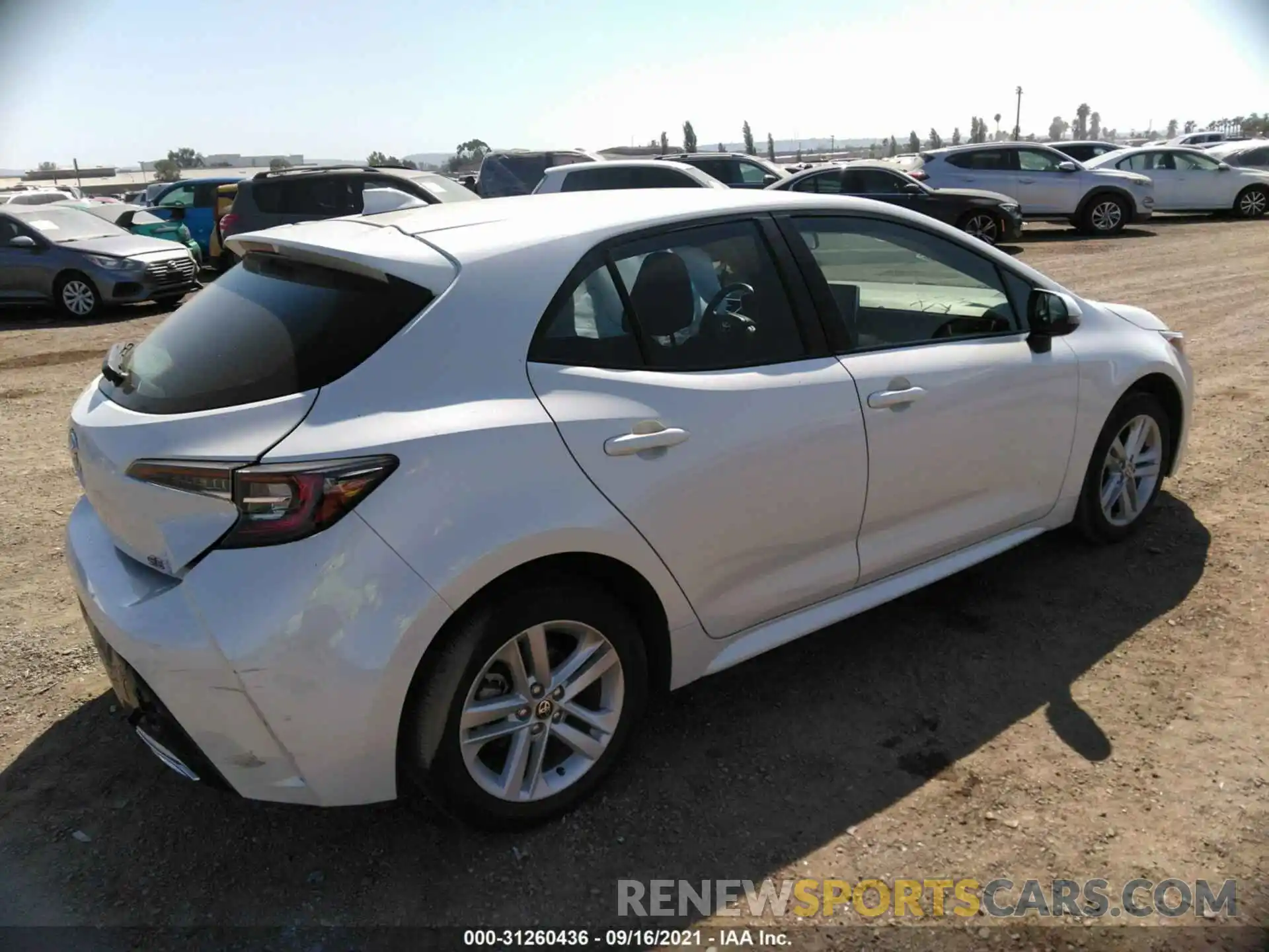 4 Photograph of a damaged car JTNK4RBE5K3061755 TOYOTA COROLLA HATCHBACK 2019