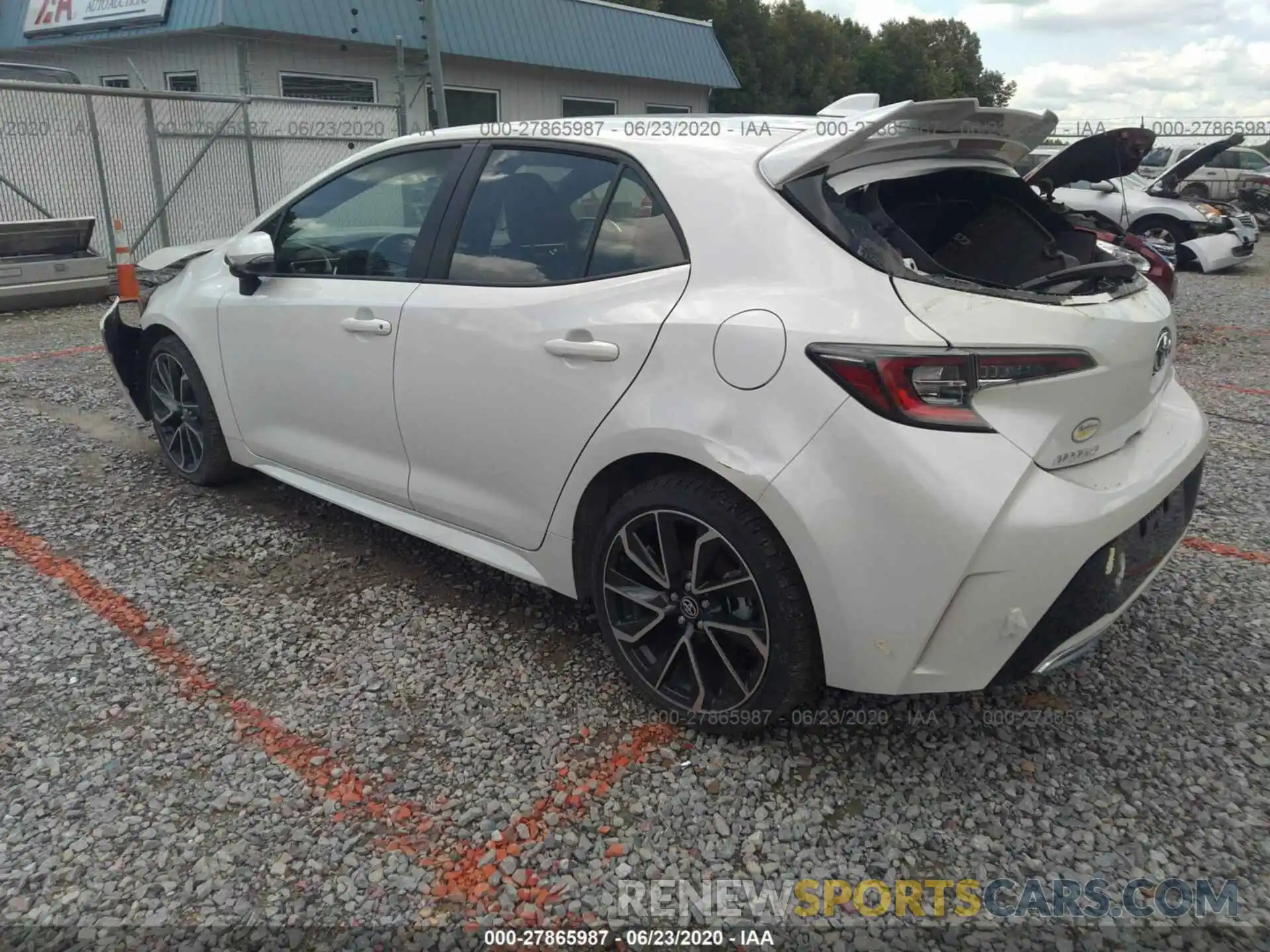 3 Фотография поврежденного автомобиля JTNK4RBE5K3062873 TOYOTA COROLLA HATCHBACK 2019