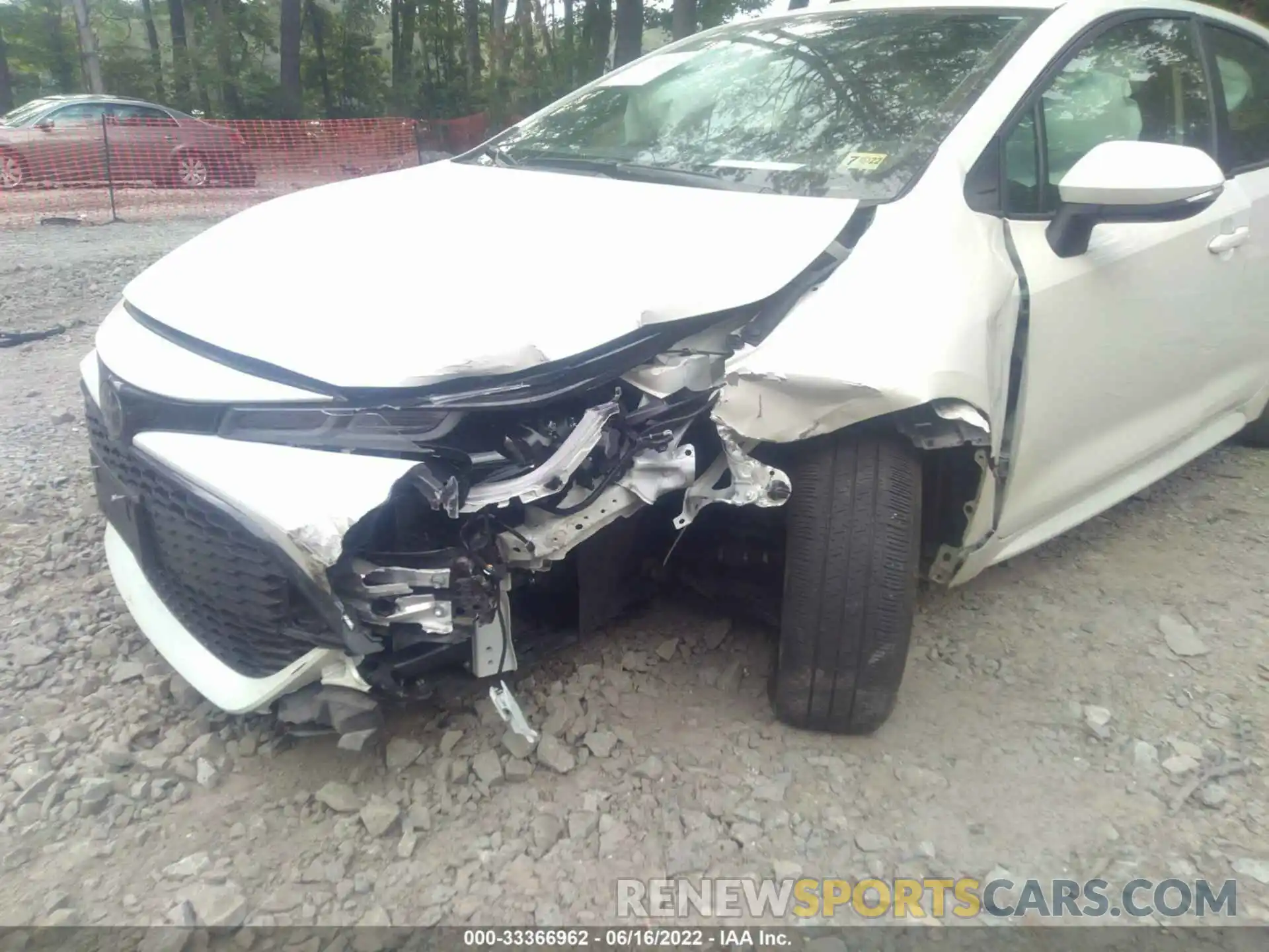 6 Photograph of a damaged car JTNK4RBE5K3072013 TOYOTA COROLLA HATCHBACK 2019