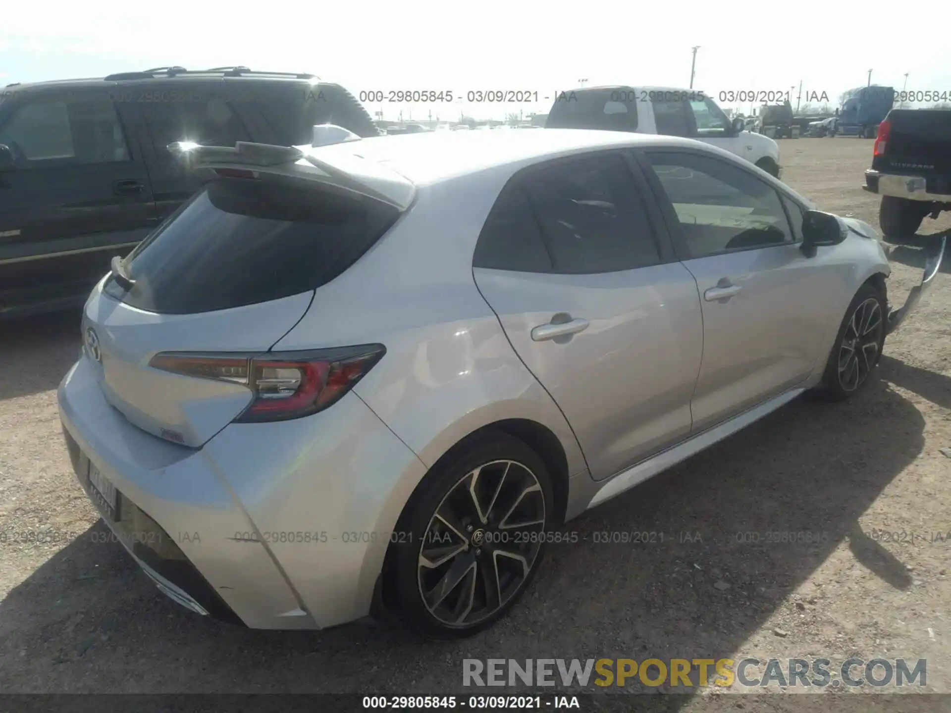 4 Photograph of a damaged car JTNK4RBE6K3015772 TOYOTA COROLLA HATCHBACK 2019