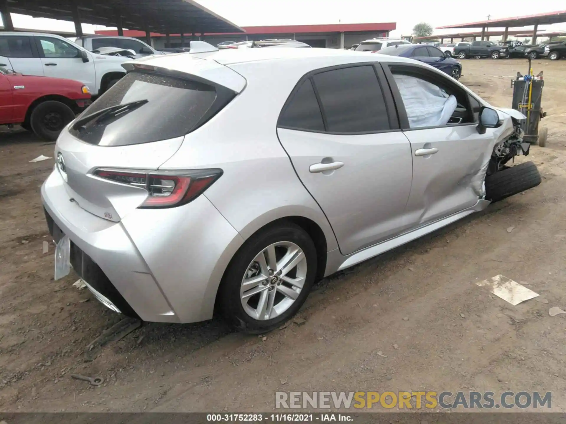 4 Photograph of a damaged car JTNK4RBE6K3038999 TOYOTA COROLLA HATCHBACK 2019