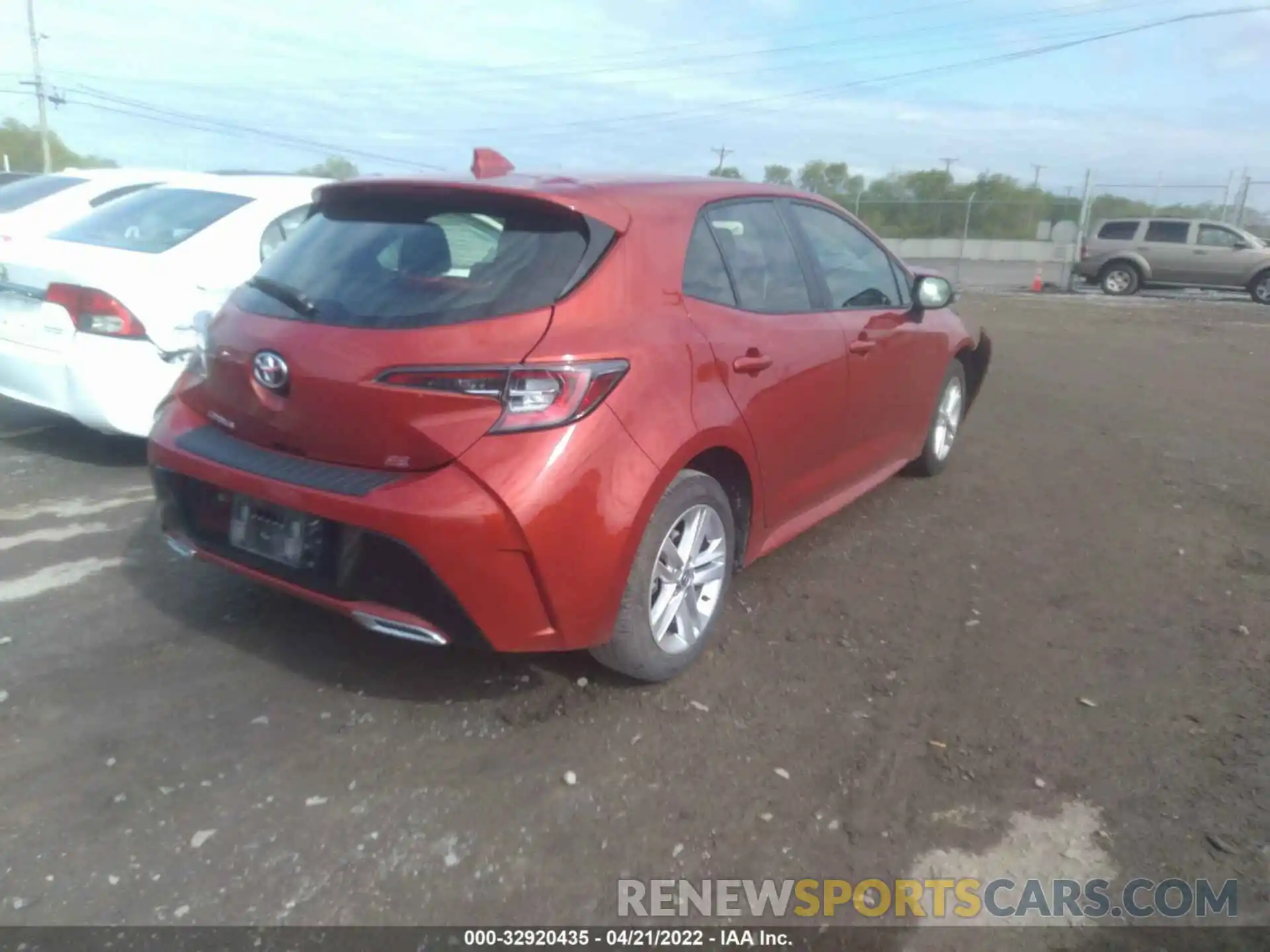 4 Photograph of a damaged car JTNK4RBE6K3044320 TOYOTA COROLLA HATCHBACK 2019