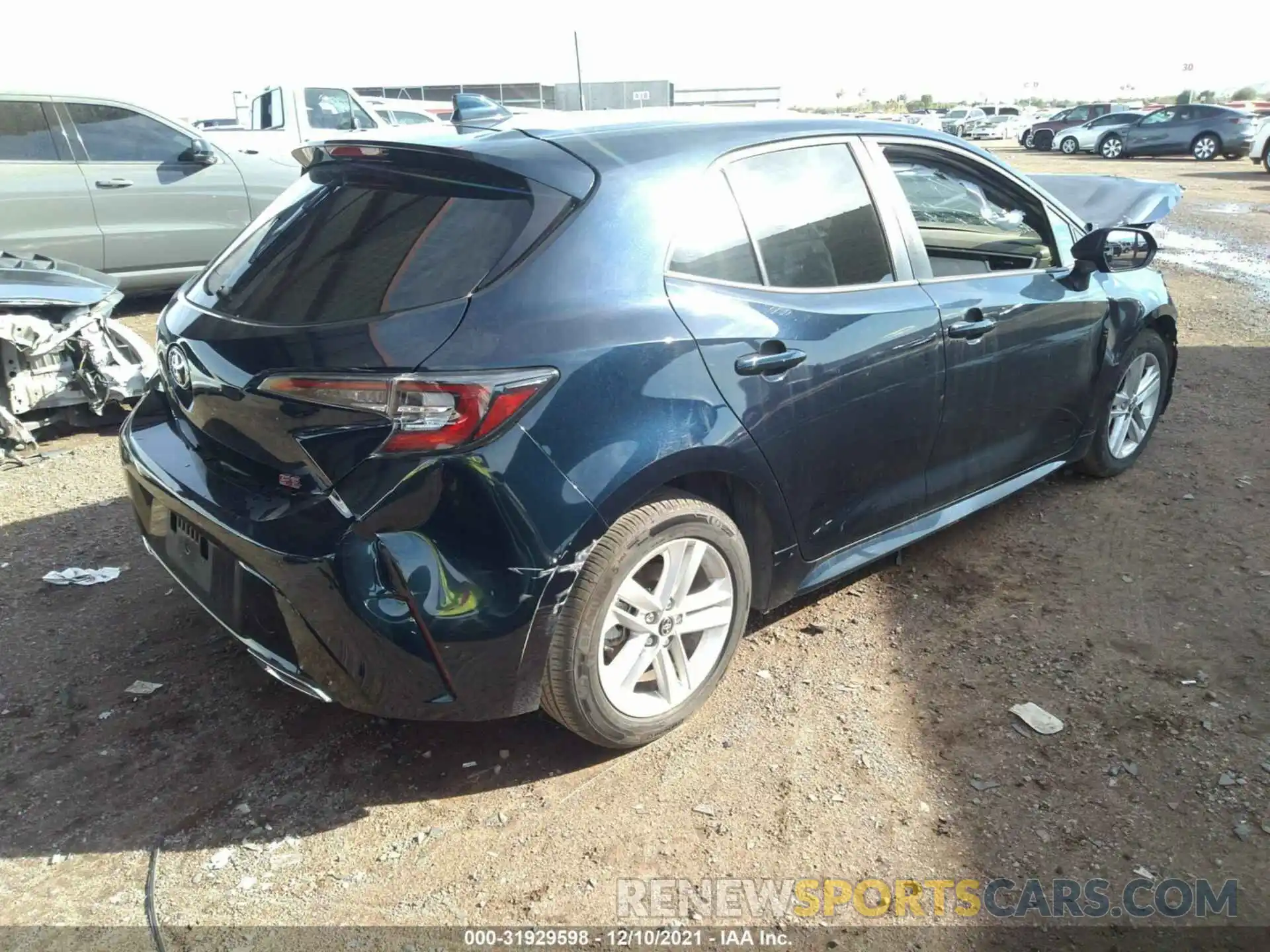 4 Photograph of a damaged car JTNK4RBE6K3046293 TOYOTA COROLLA HATCHBACK 2019