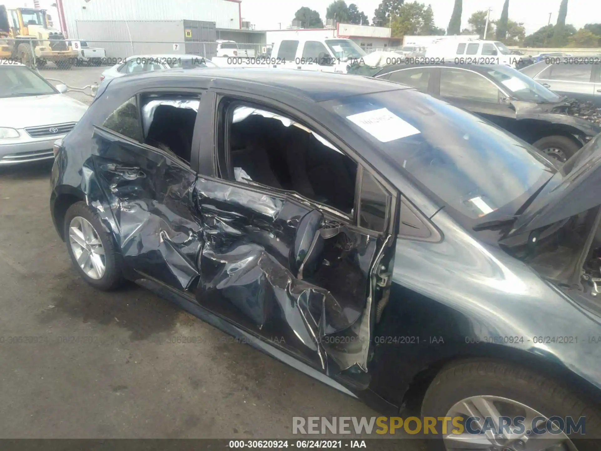 6 Photograph of a damaged car JTNK4RBE7K3005381 TOYOTA COROLLA HATCHBACK 2019