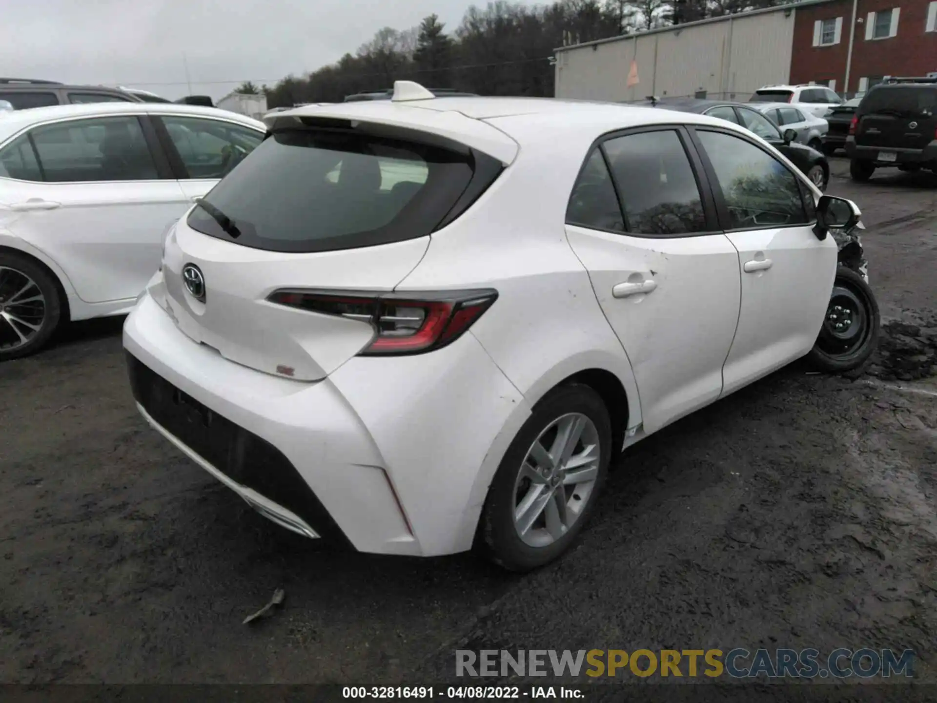 4 Photograph of a damaged car JTNK4RBE7K3007969 TOYOTA COROLLA HATCHBACK 2019