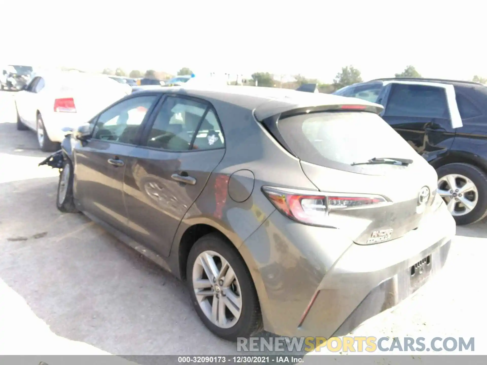 3 Photograph of a damaged car JTNK4RBE7K3012010 TOYOTA COROLLA HATCHBACK 2019