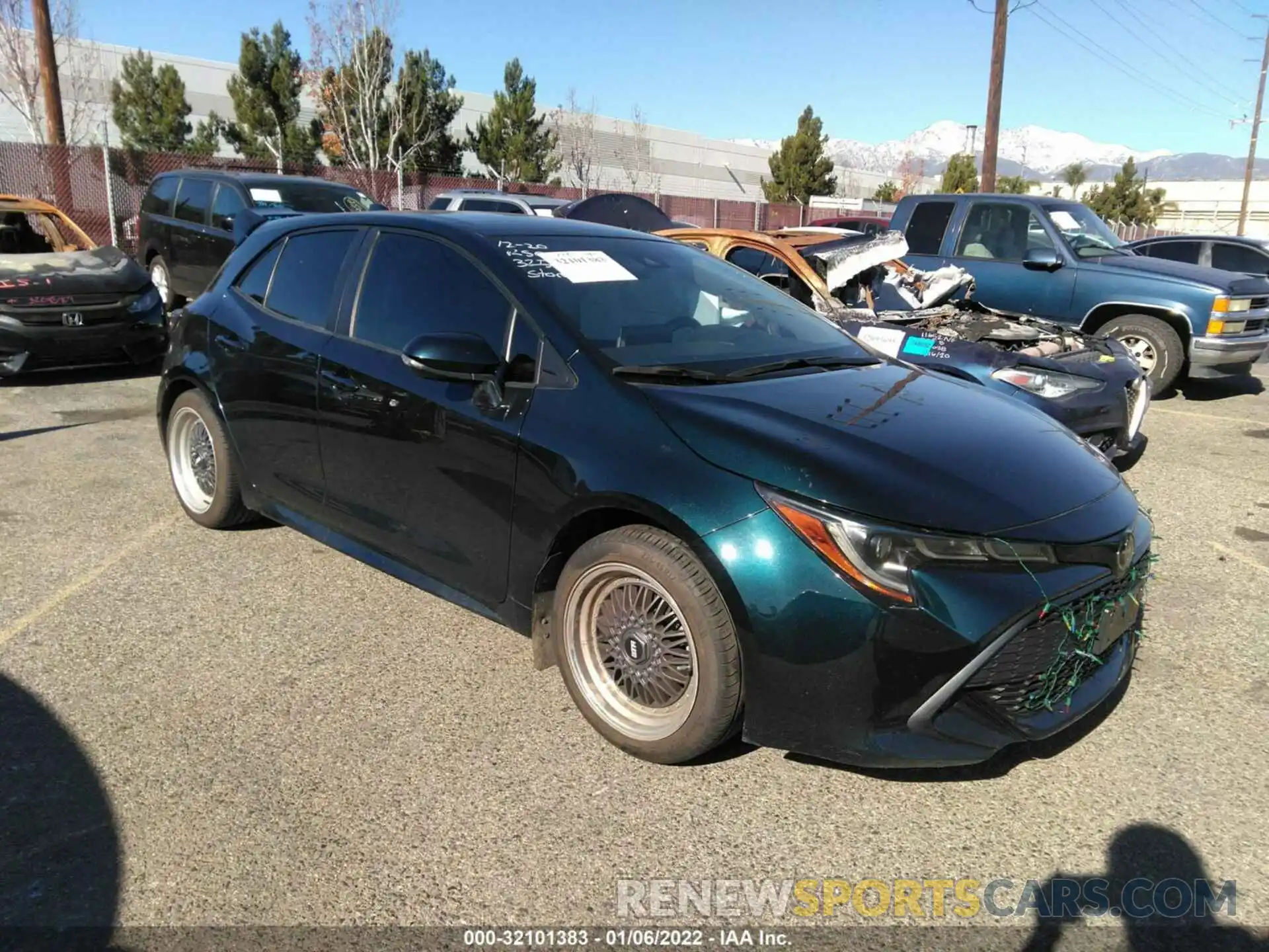 1 Photograph of a damaged car JTNK4RBE7K3013254 TOYOTA COROLLA HATCHBACK 2019