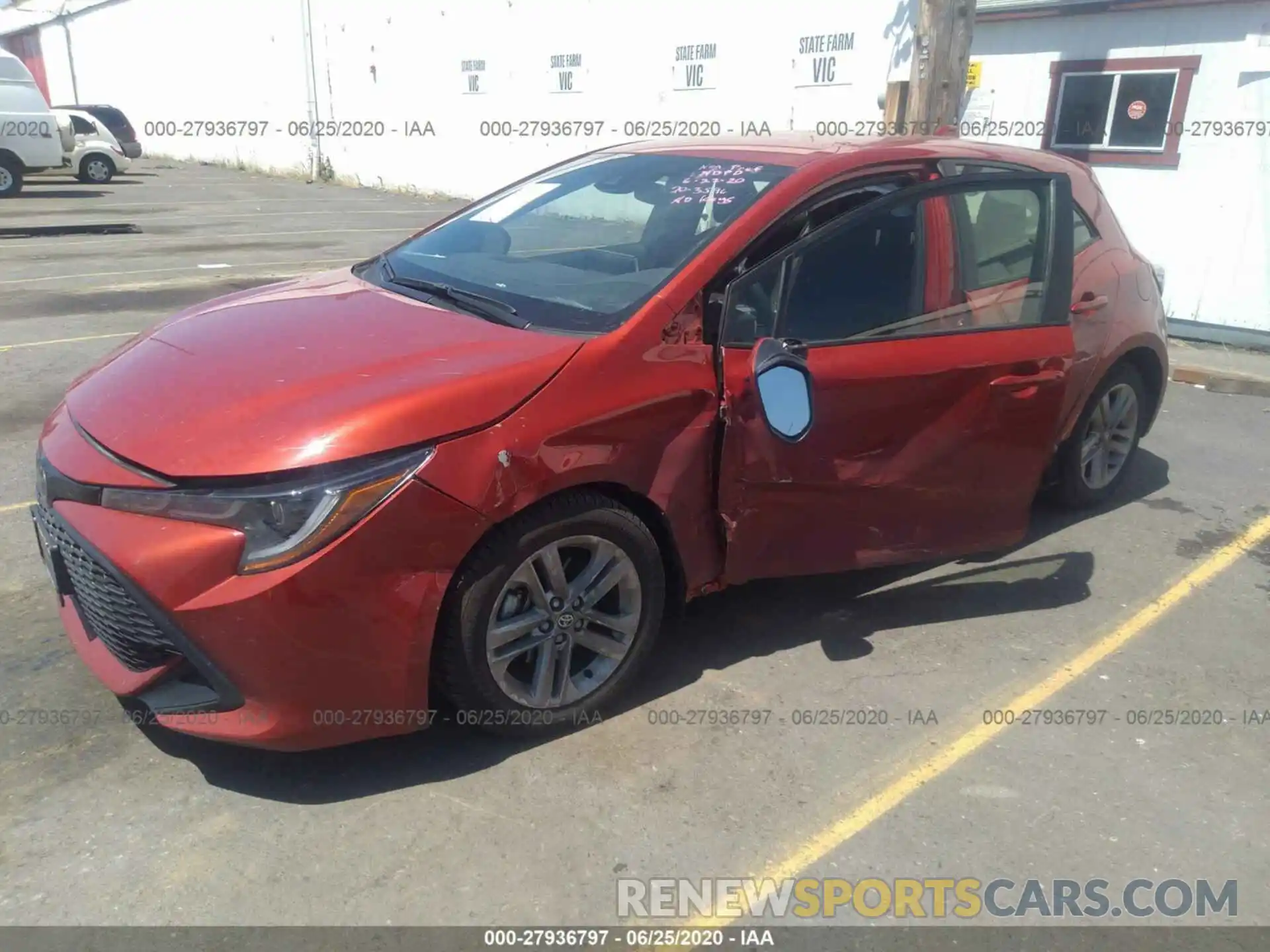 2 Photograph of a damaged car JTNK4RBE7K3024433 TOYOTA COROLLA HATCHBACK 2019