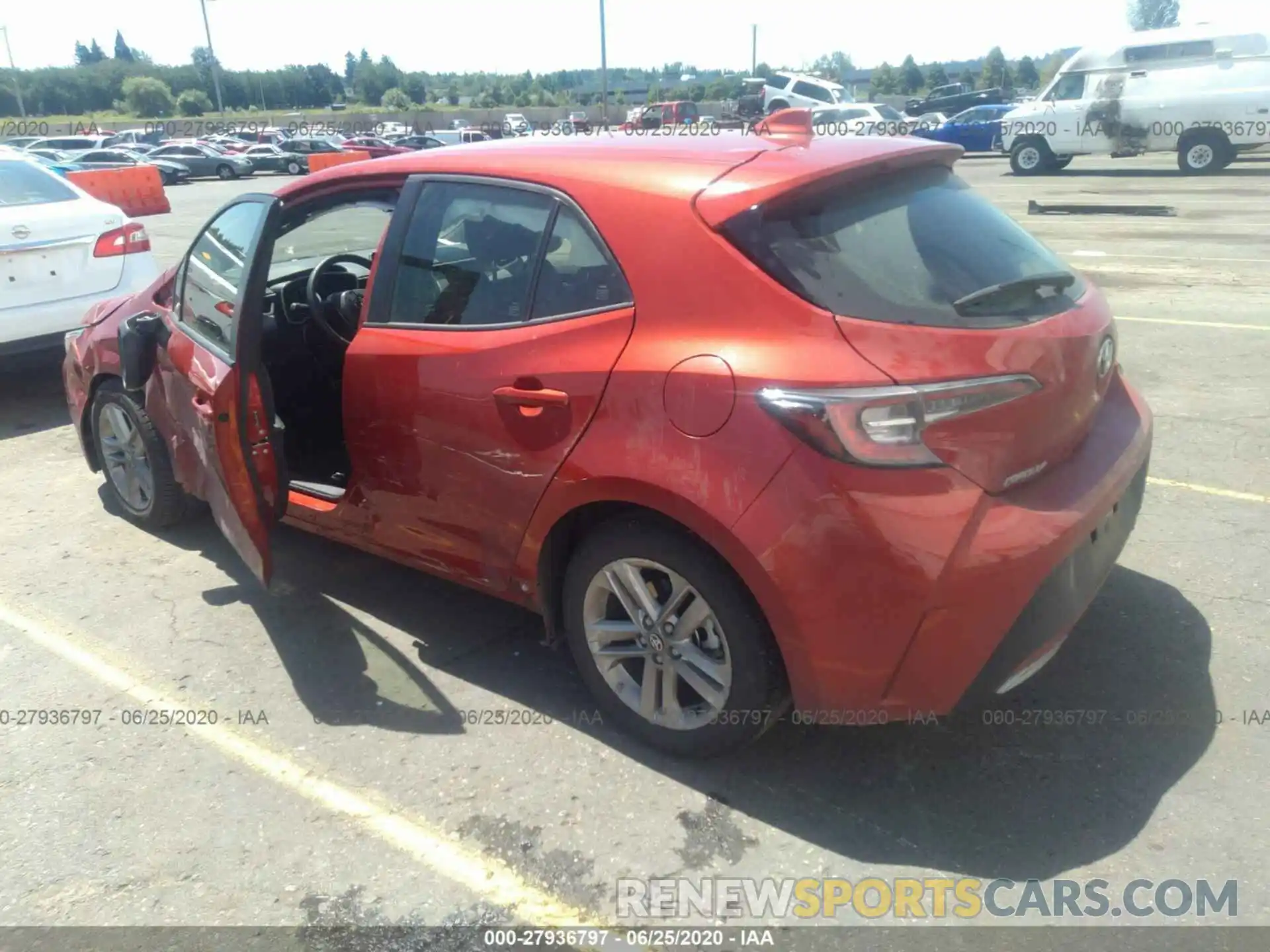 3 Photograph of a damaged car JTNK4RBE7K3024433 TOYOTA COROLLA HATCHBACK 2019