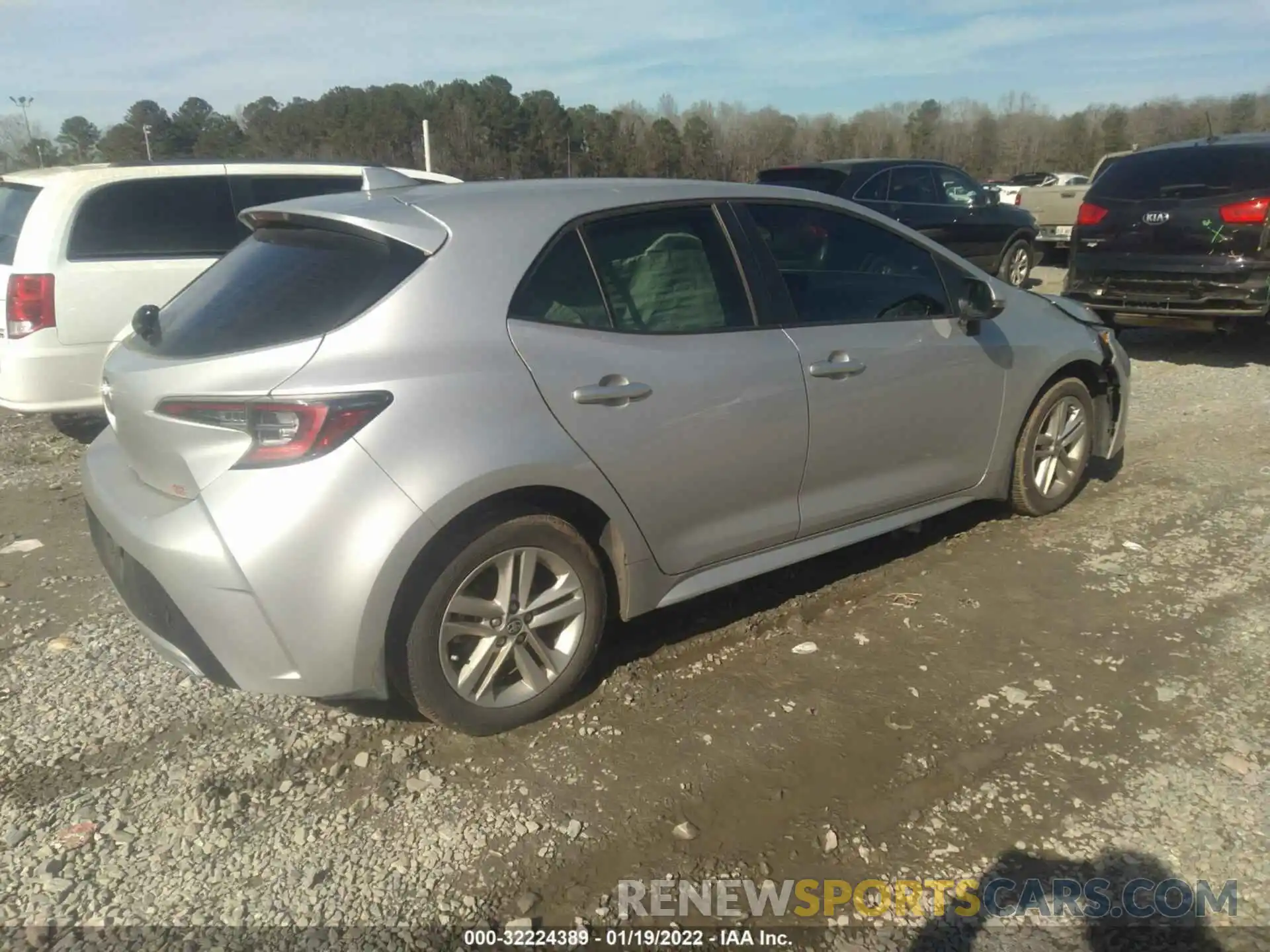 4 Photograph of a damaged car JTNK4RBE7K3034234 TOYOTA COROLLA HATCHBACK 2019