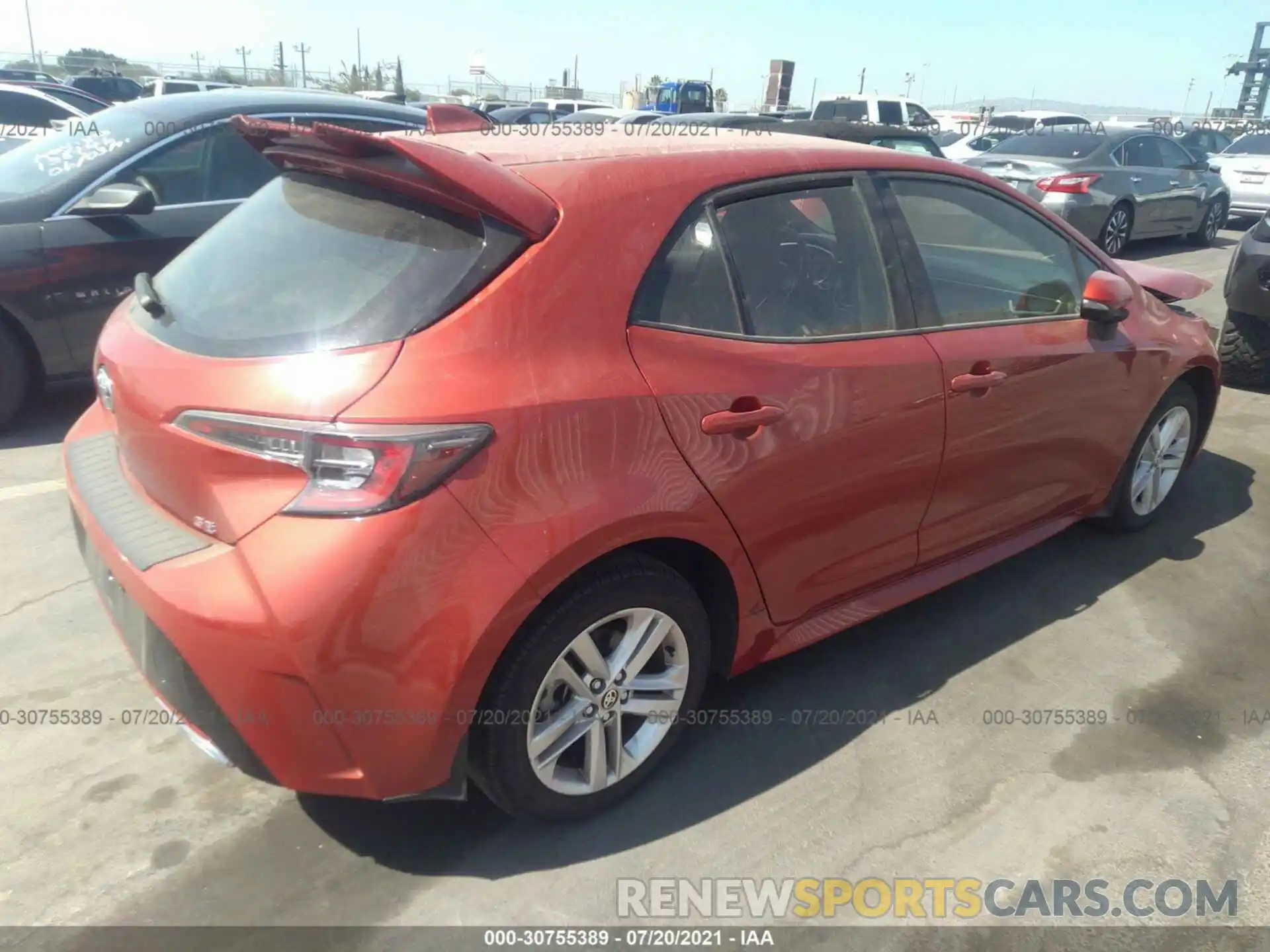 4 Photograph of a damaged car JTNK4RBE7K3038462 TOYOTA COROLLA HATCHBACK 2019