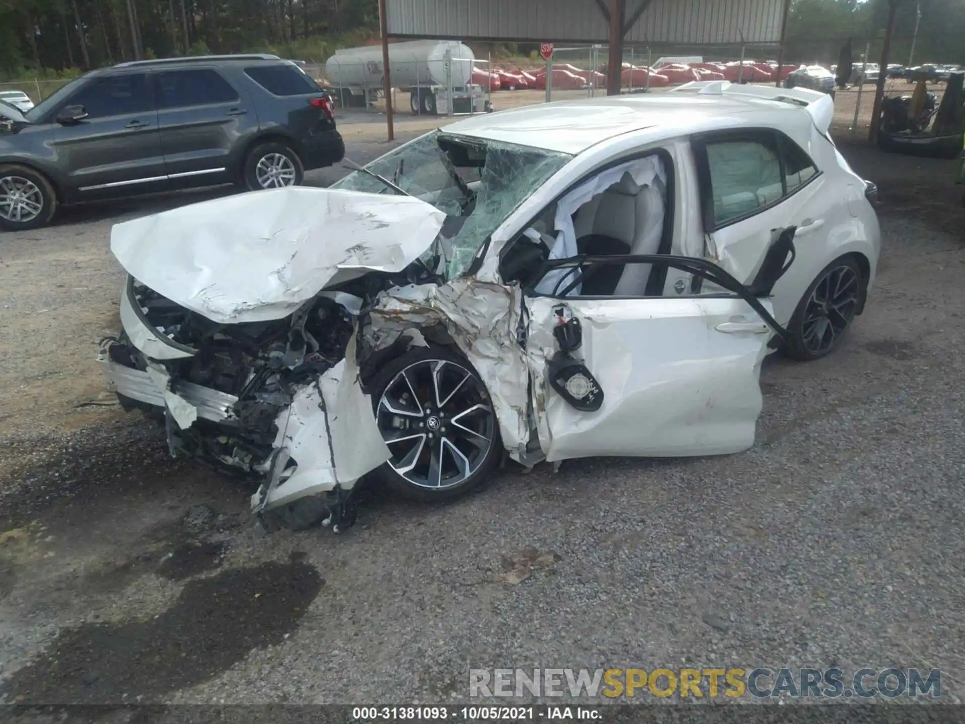 2 Photograph of a damaged car JTNK4RBE7K3043578 TOYOTA COROLLA HATCHBACK 2019