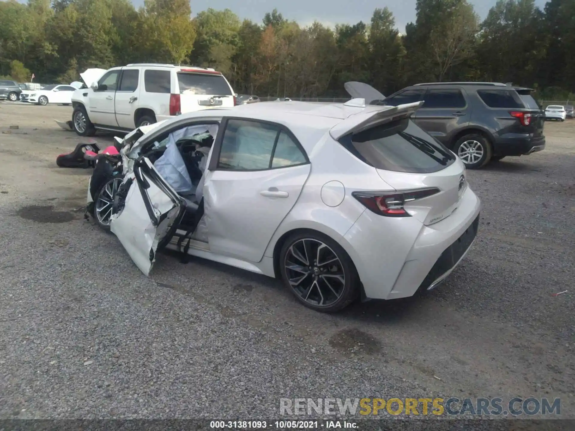 3 Photograph of a damaged car JTNK4RBE7K3043578 TOYOTA COROLLA HATCHBACK 2019