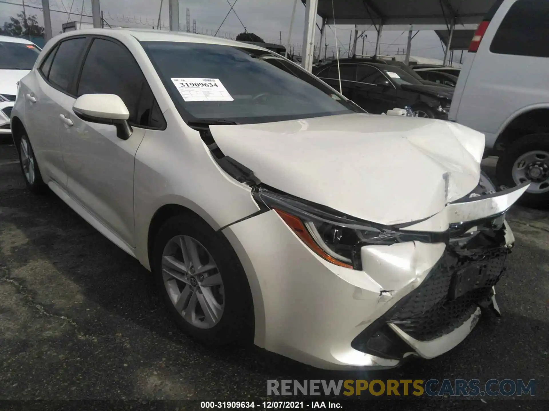 1 Photograph of a damaged car JTNK4RBE7K3046576 TOYOTA COROLLA HATCHBACK 2019