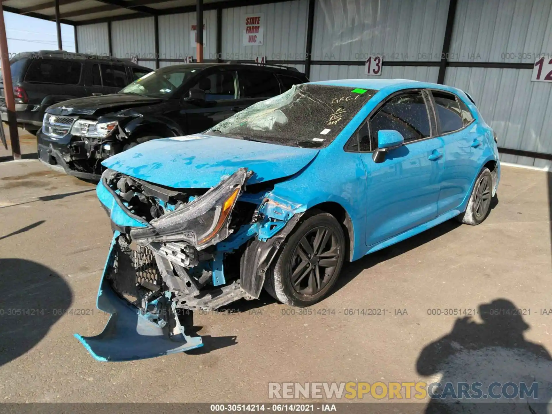 2 Photograph of a damaged car JTNK4RBE7K3052961 TOYOTA COROLLA HATCHBACK 2019