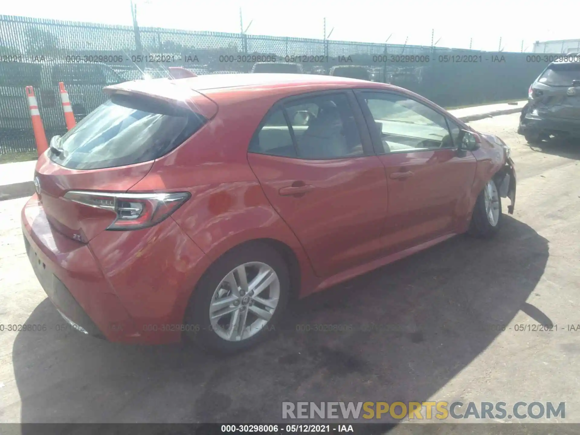 4 Photograph of a damaged car JTNK4RBE7K3059232 TOYOTA COROLLA HATCHBACK 2019