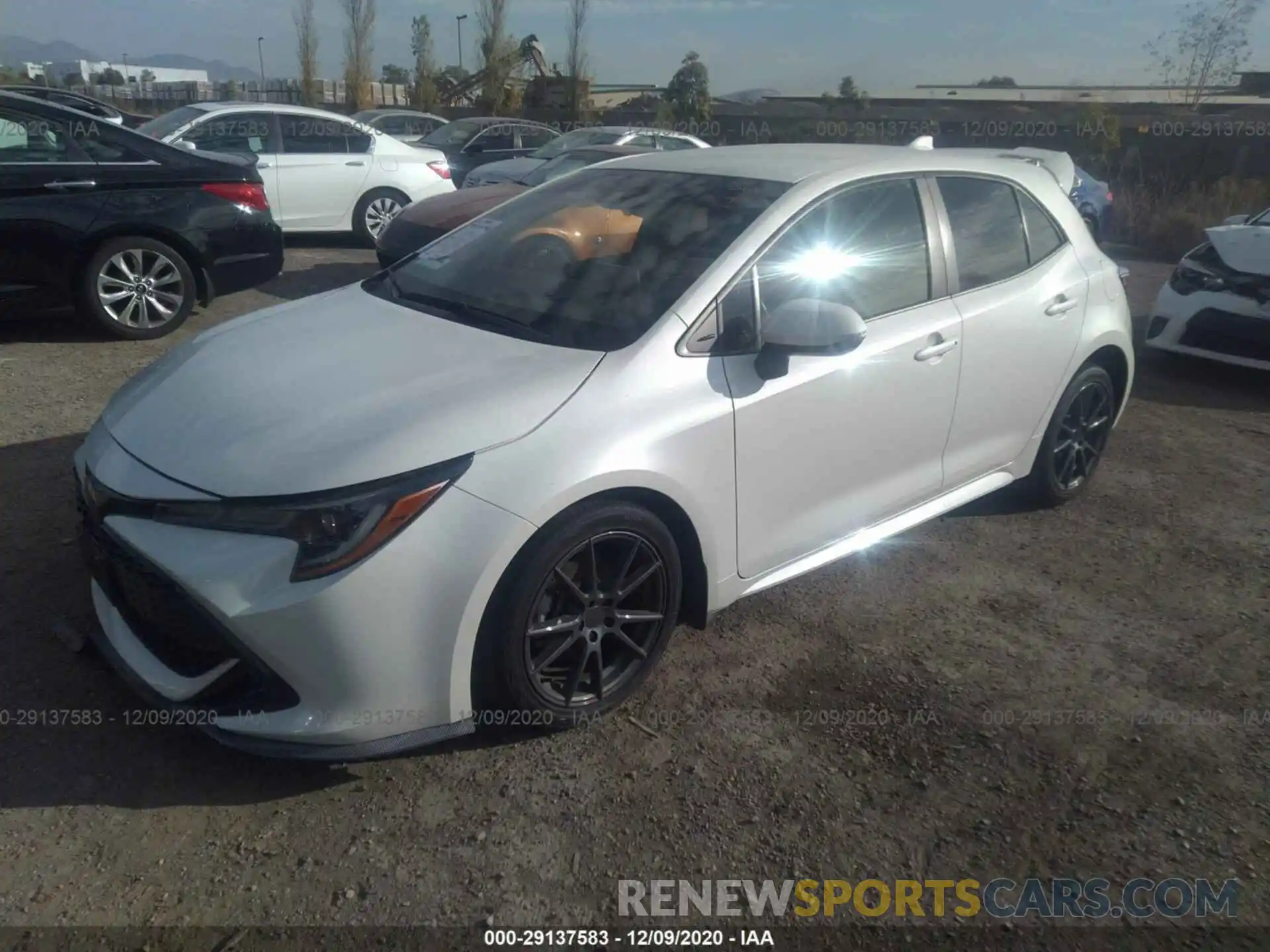 2 Photograph of a damaged car JTNK4RBE7K3062518 TOYOTA COROLLA HATCHBACK 2019