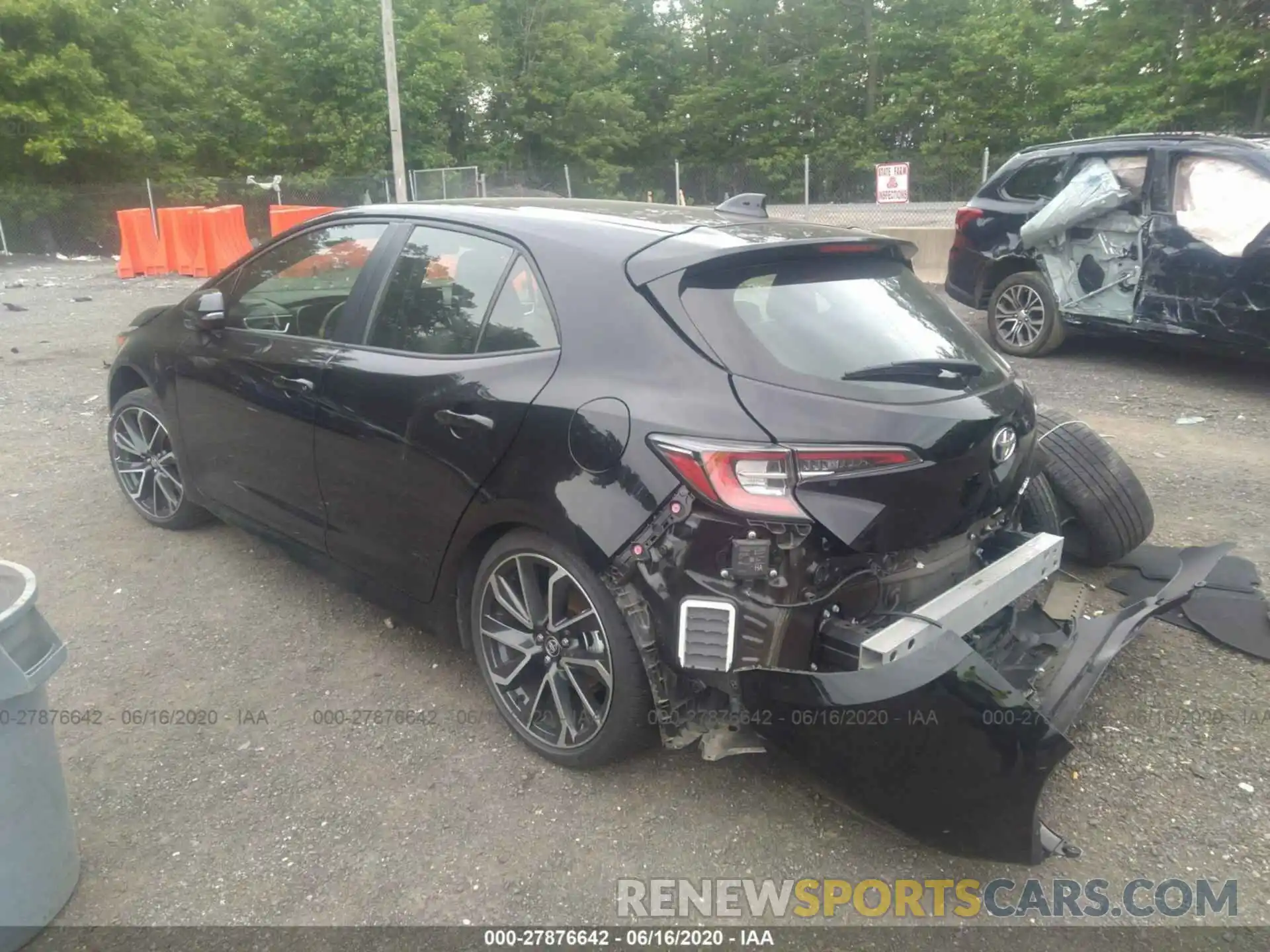 3 Photograph of a damaged car JTNK4RBE8K3066335 TOYOTA COROLLA HATCHBACK 2019