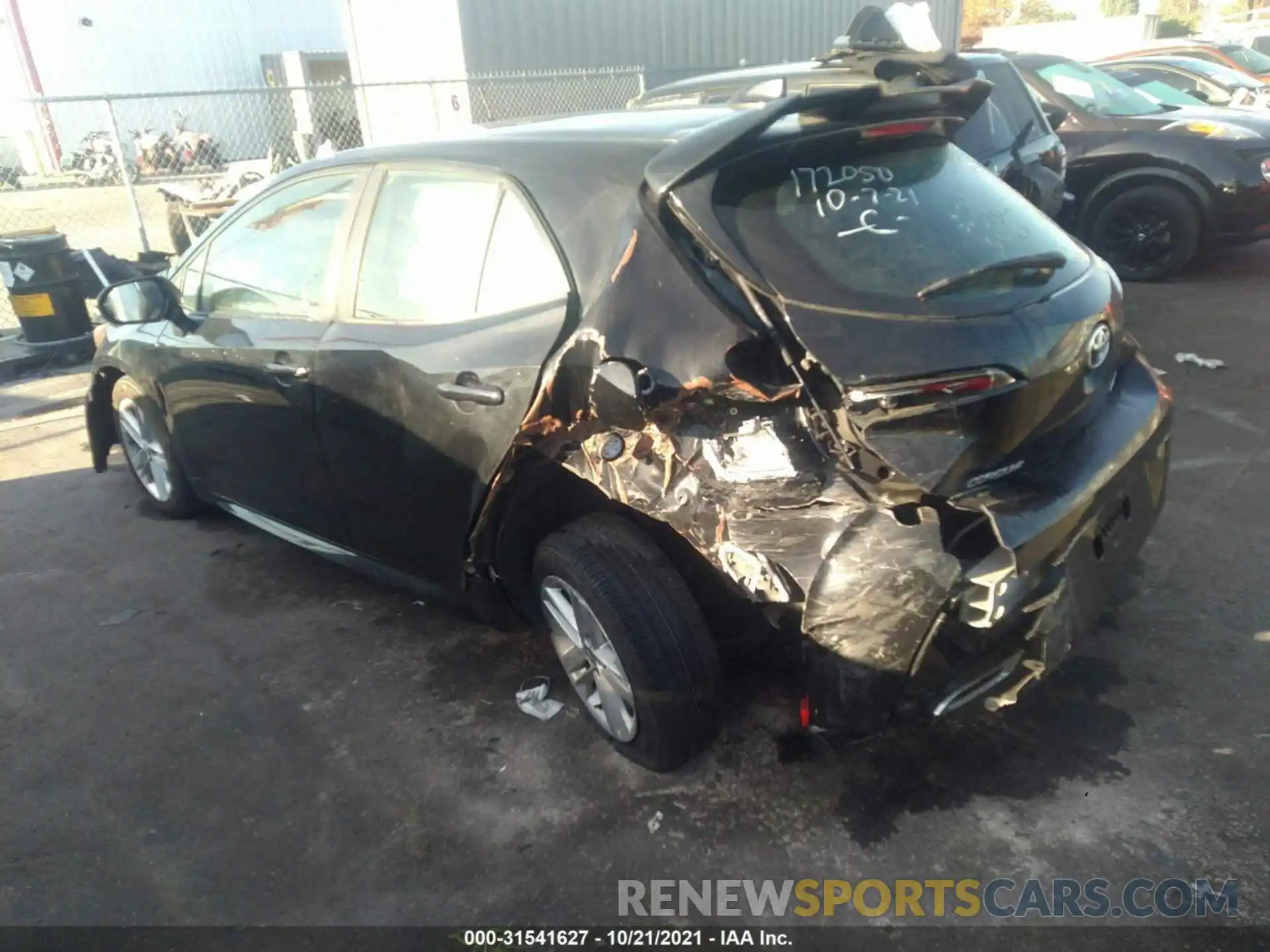 3 Photograph of a damaged car JTNK4RBE9K3012137 TOYOTA COROLLA HATCHBACK 2019