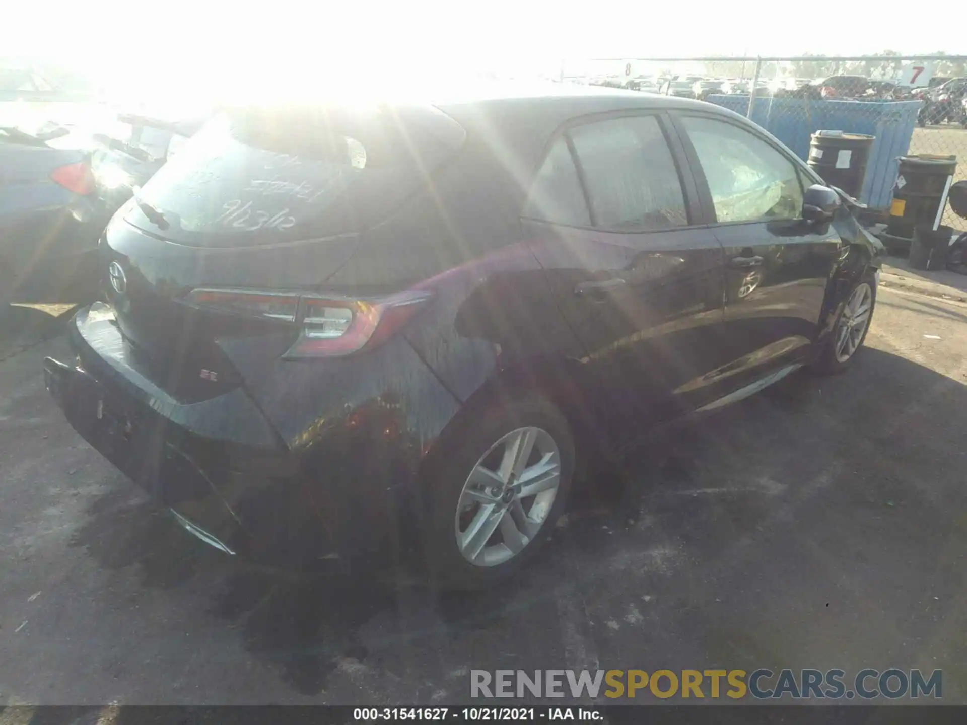 4 Photograph of a damaged car JTNK4RBE9K3012137 TOYOTA COROLLA HATCHBACK 2019