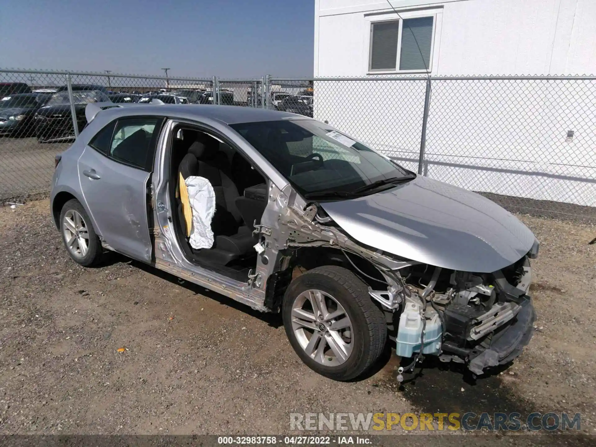 1 Photograph of a damaged car JTNK4RBE9K3052976 TOYOTA COROLLA HATCHBACK 2019