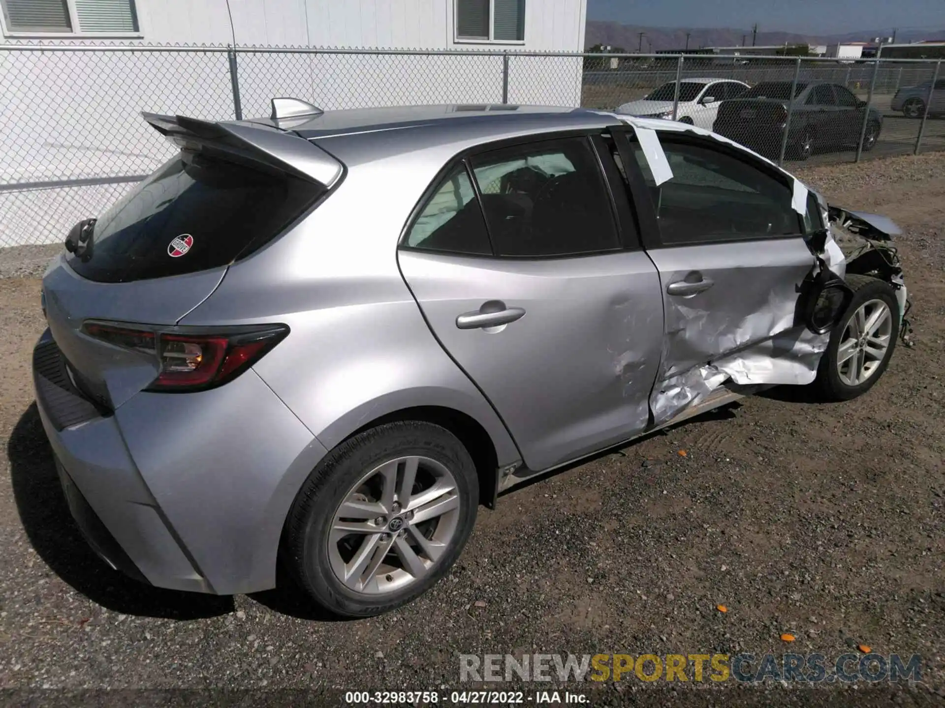 4 Photograph of a damaged car JTNK4RBE9K3052976 TOYOTA COROLLA HATCHBACK 2019