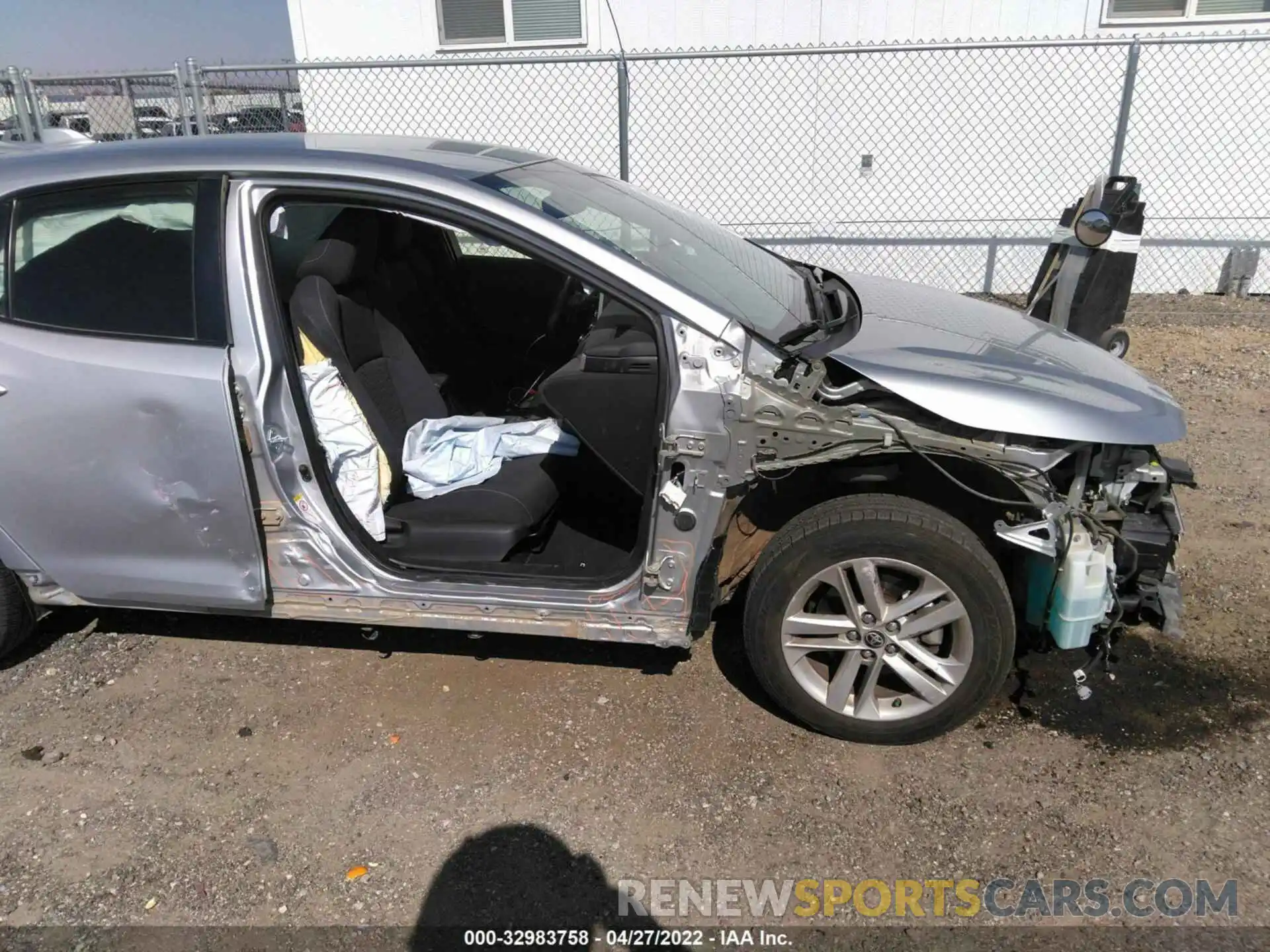 6 Photograph of a damaged car JTNK4RBE9K3052976 TOYOTA COROLLA HATCHBACK 2019