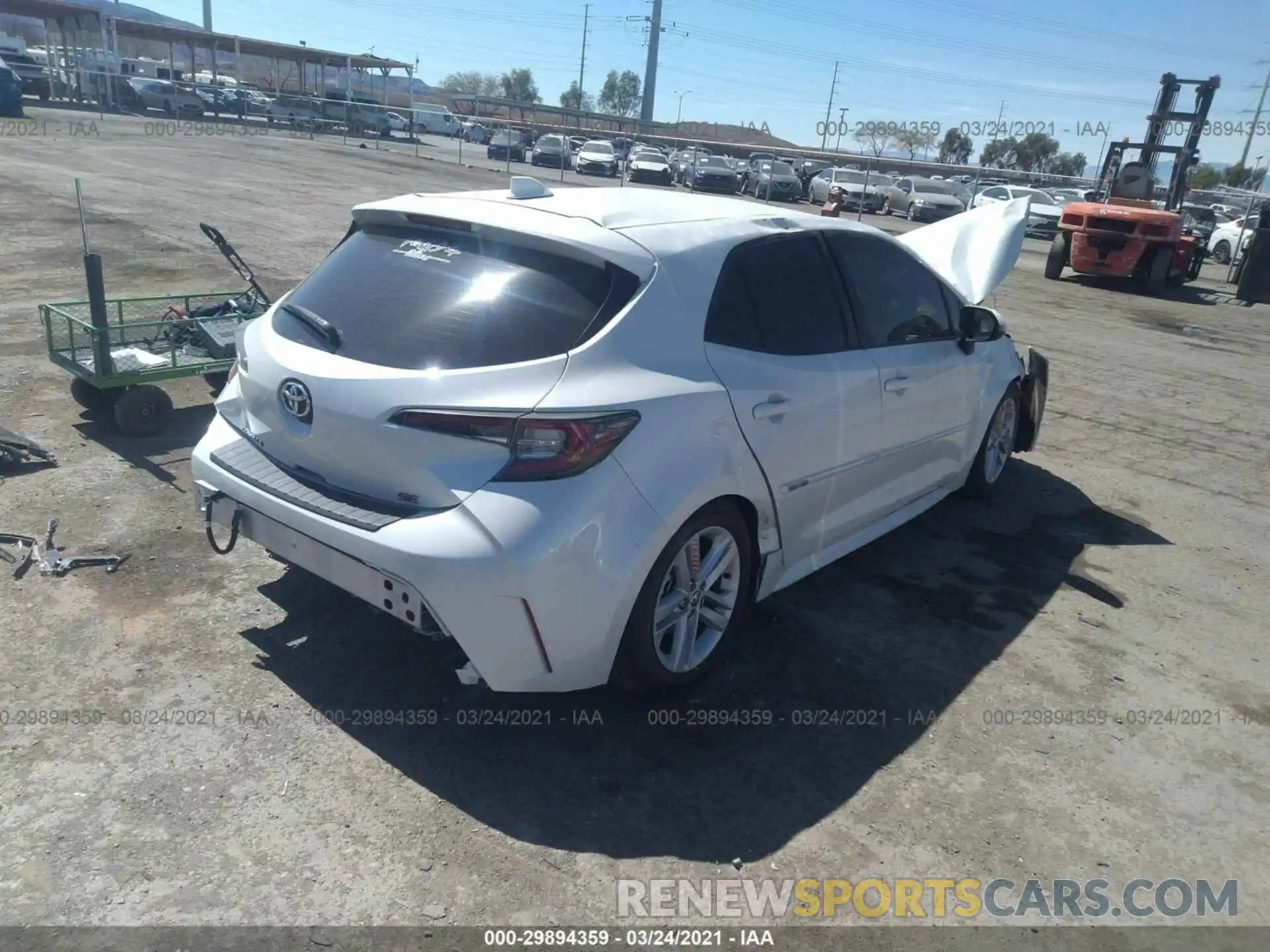 4 Photograph of a damaged car JTNK4RBE9K3061385 TOYOTA COROLLA HATCHBACK 2019